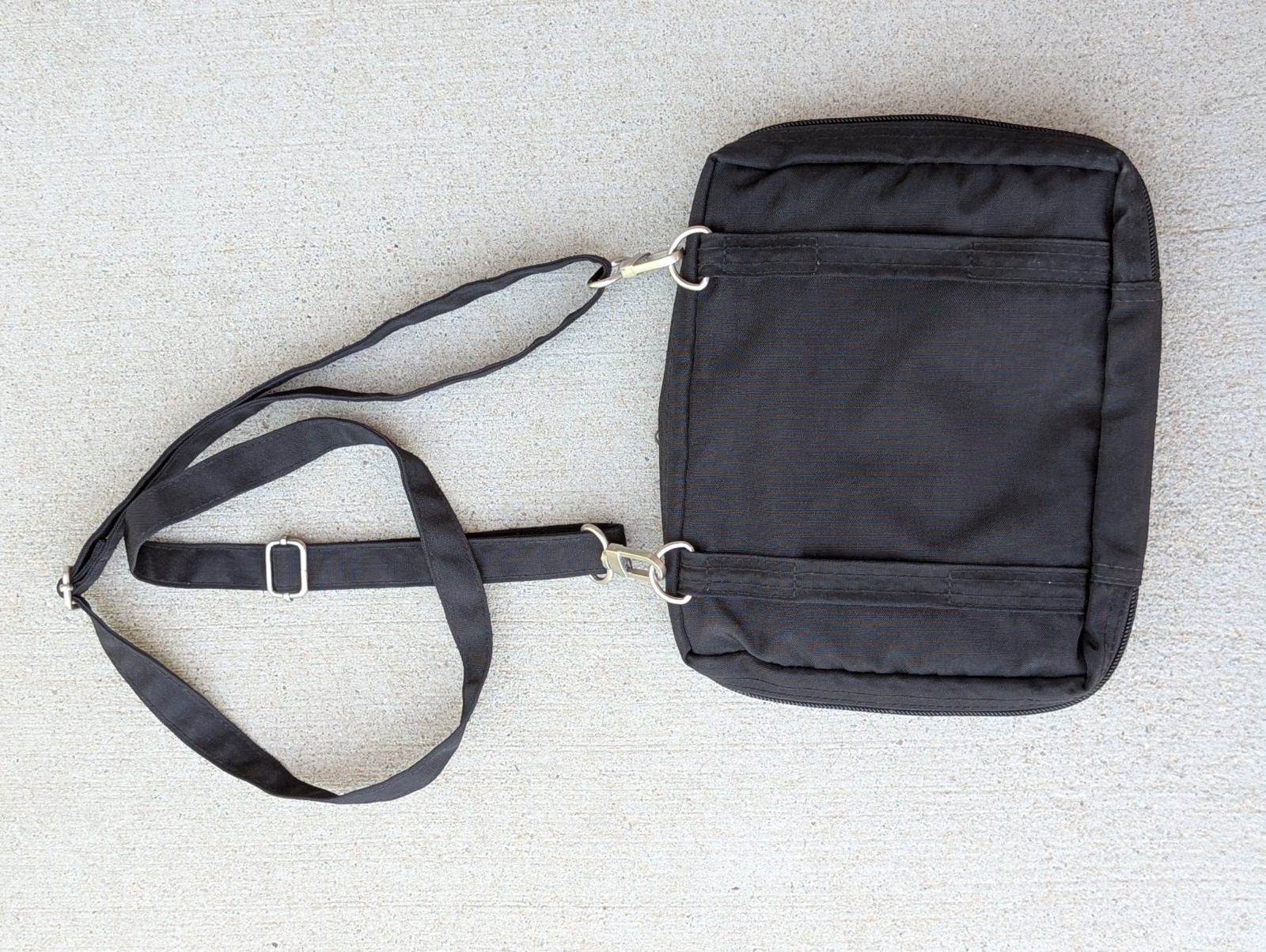 Baggallini 3-in-1 Black Nylon Crossbody Belt Bag Travel Organizer Wallet Purse
