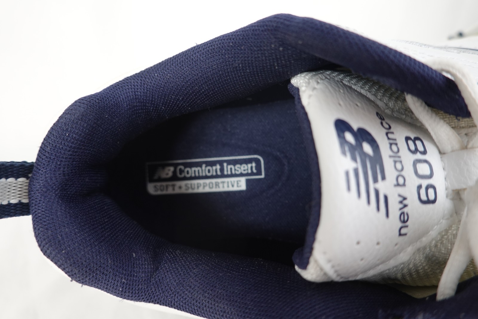 Size 10.5 – New Balance 608 4E Wide White