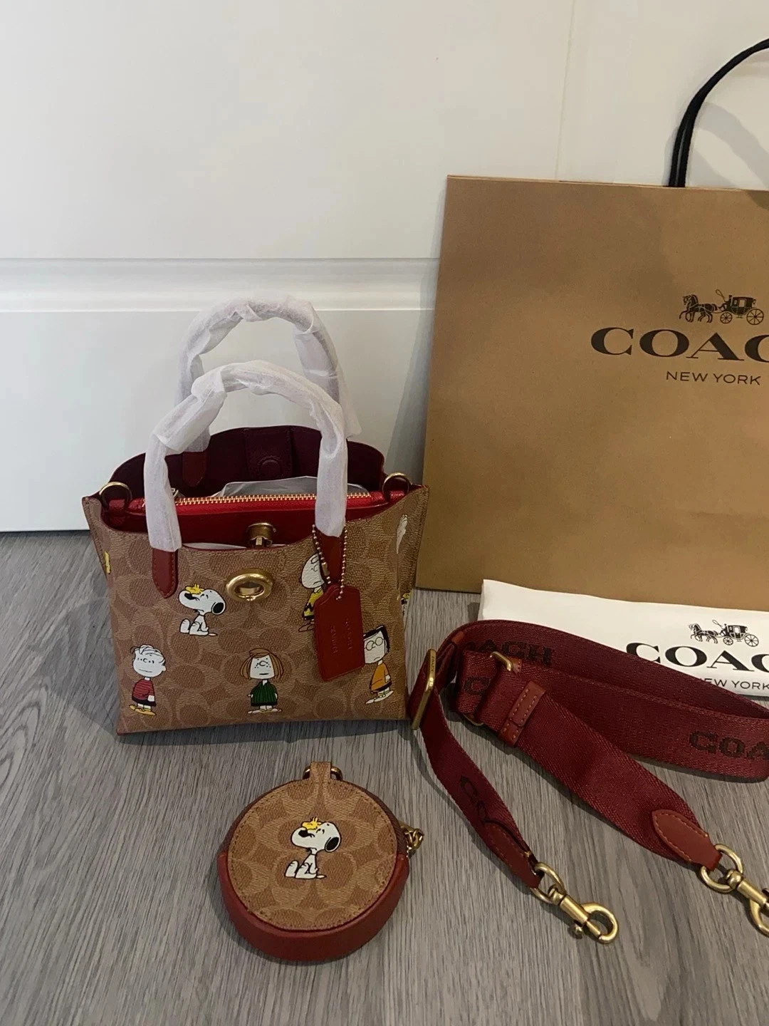 NWT Coach X Peanuts CBF74 Willow Tote Bag 18 Signature Canvas Leather New