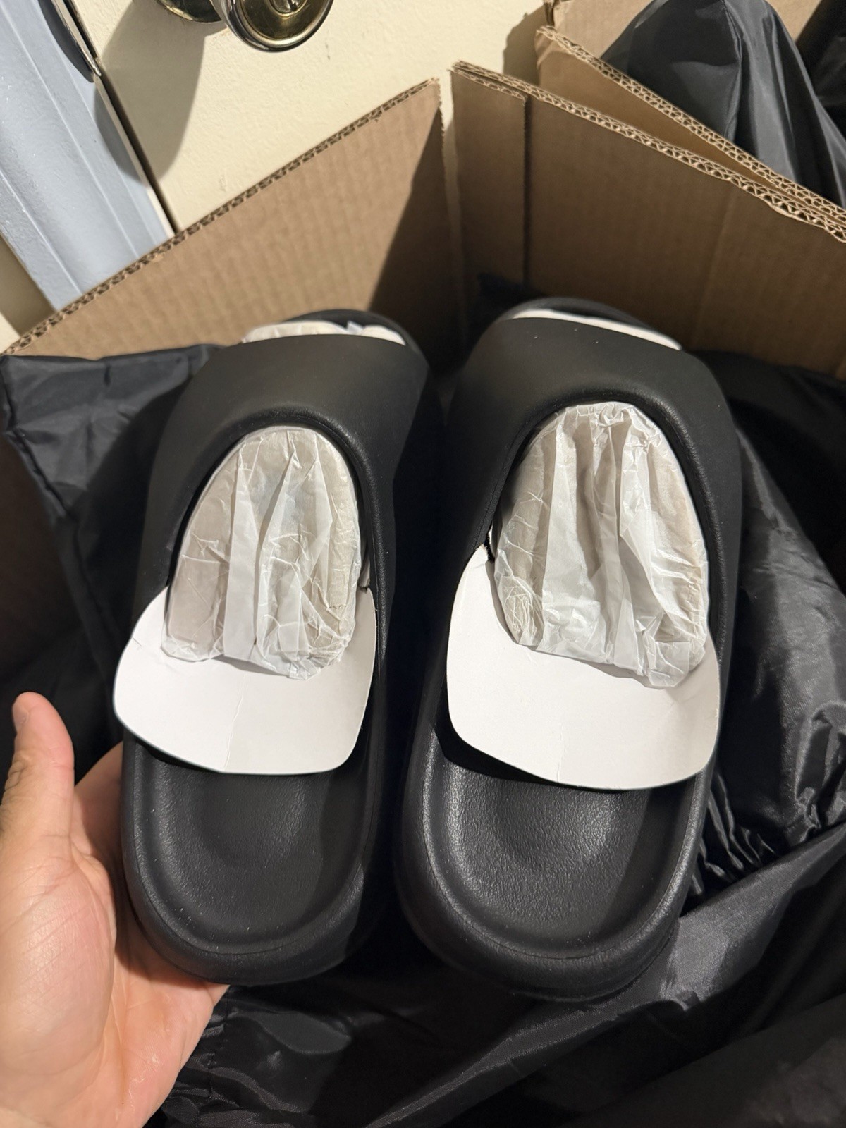 YZY YS-01 (Yeezy Slide) Mens New In Dust Bag SIZE 14