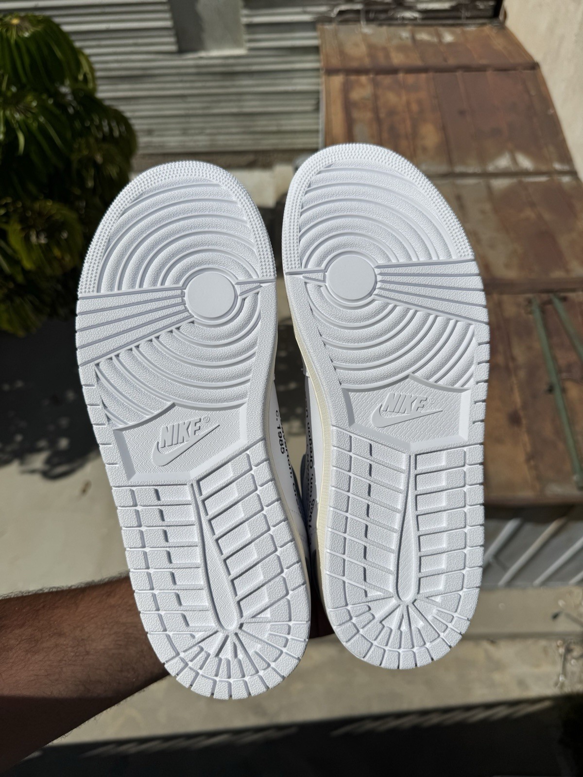 Size 10.5 – Virgil Abloh Archive x Air Jordan 1 Retro OG High Alaska