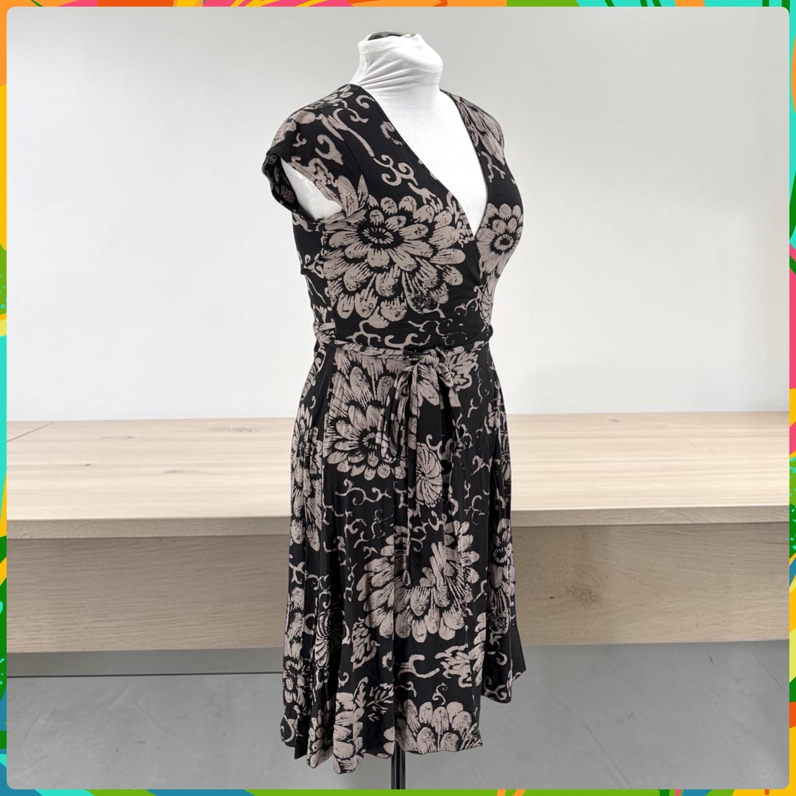 LUCKY BRAND Black Beige Floral Cap Sleeve Jersey Wrap Dress with Tie Belt Size M