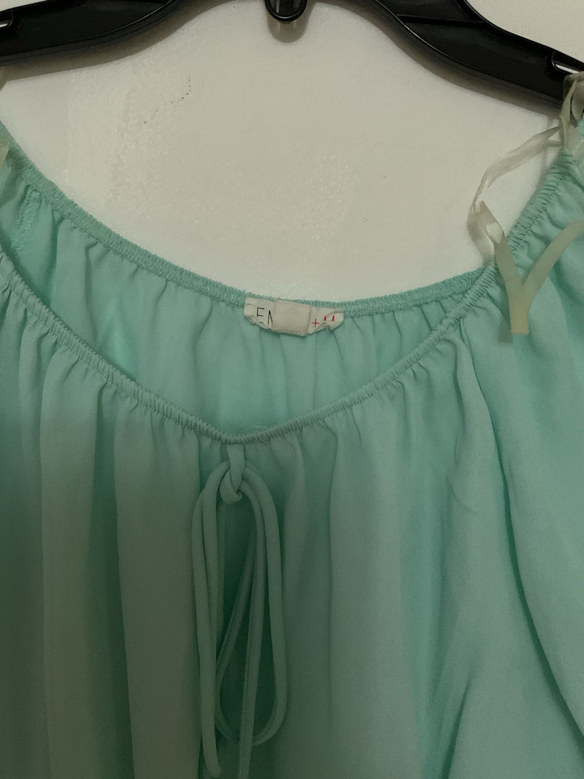 Emily Women’s Top Light Green Size S
