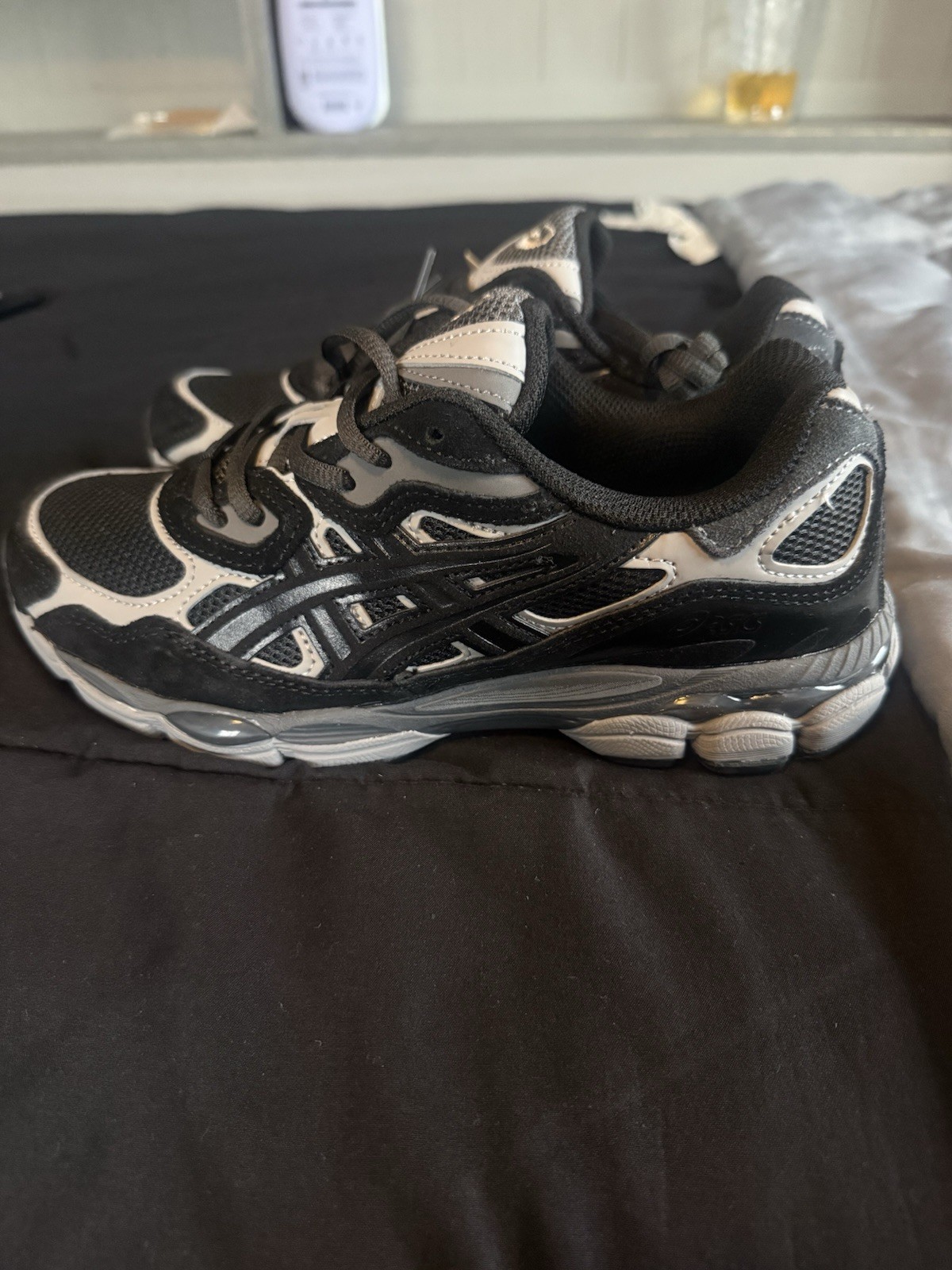 This is an Asics GEL-NYC “Black/Grey” men’s running shoe