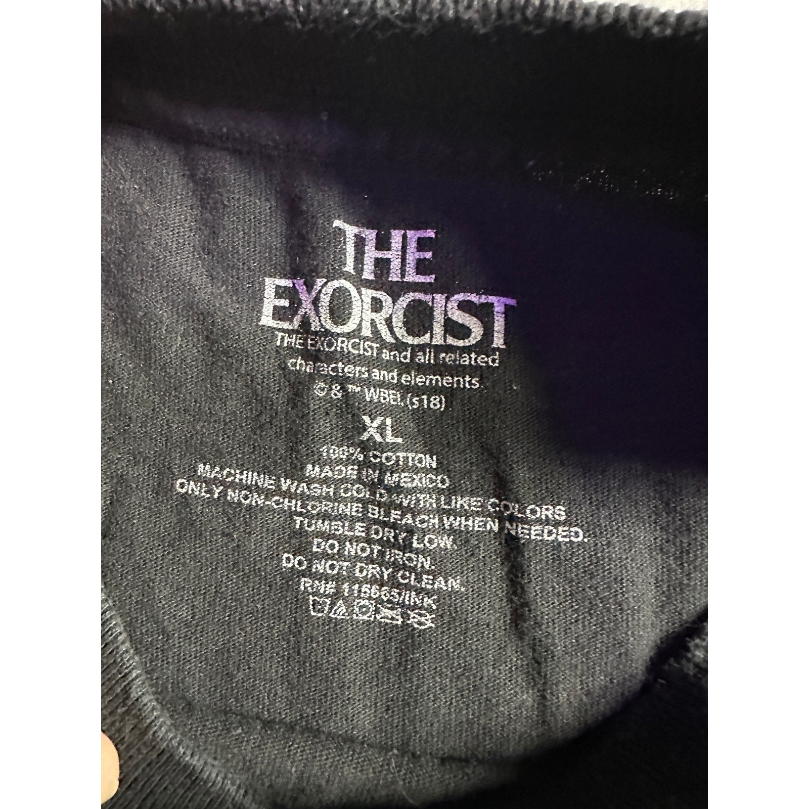 The Exorcist Movie Poster Long Sleeve Graphic T-Shirt Black Horror Film Men’s XL
