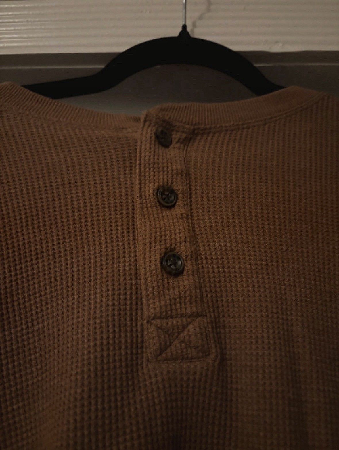Brown Long Sleeve Henley Size XL Thermal