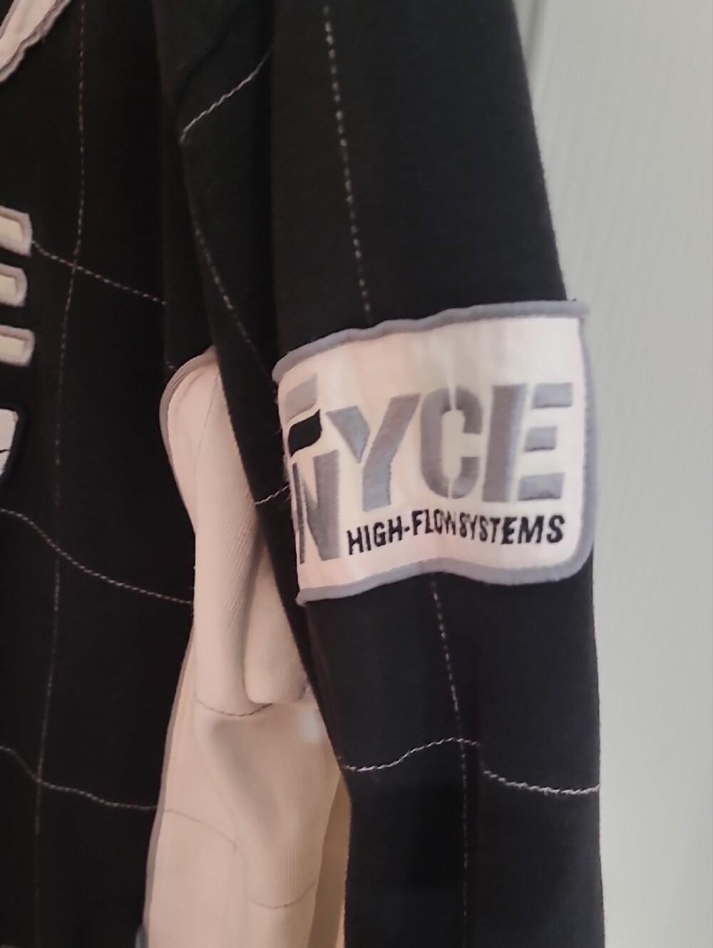 Enyce Vintage 1990 All Borough 750 Racing Track Jacket – Size XL