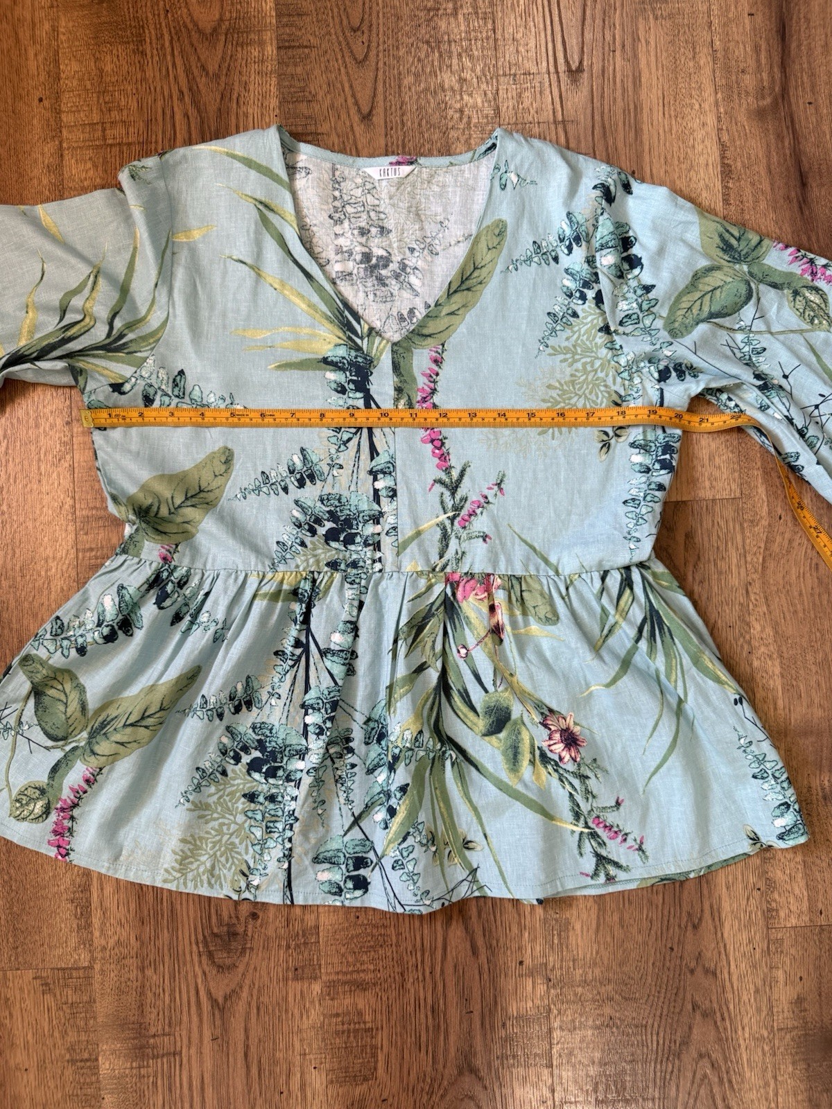 KAKTUS Tunic Blouse Blue Floral V-Neck 3/4 Bell Sleeve Woven Linen S