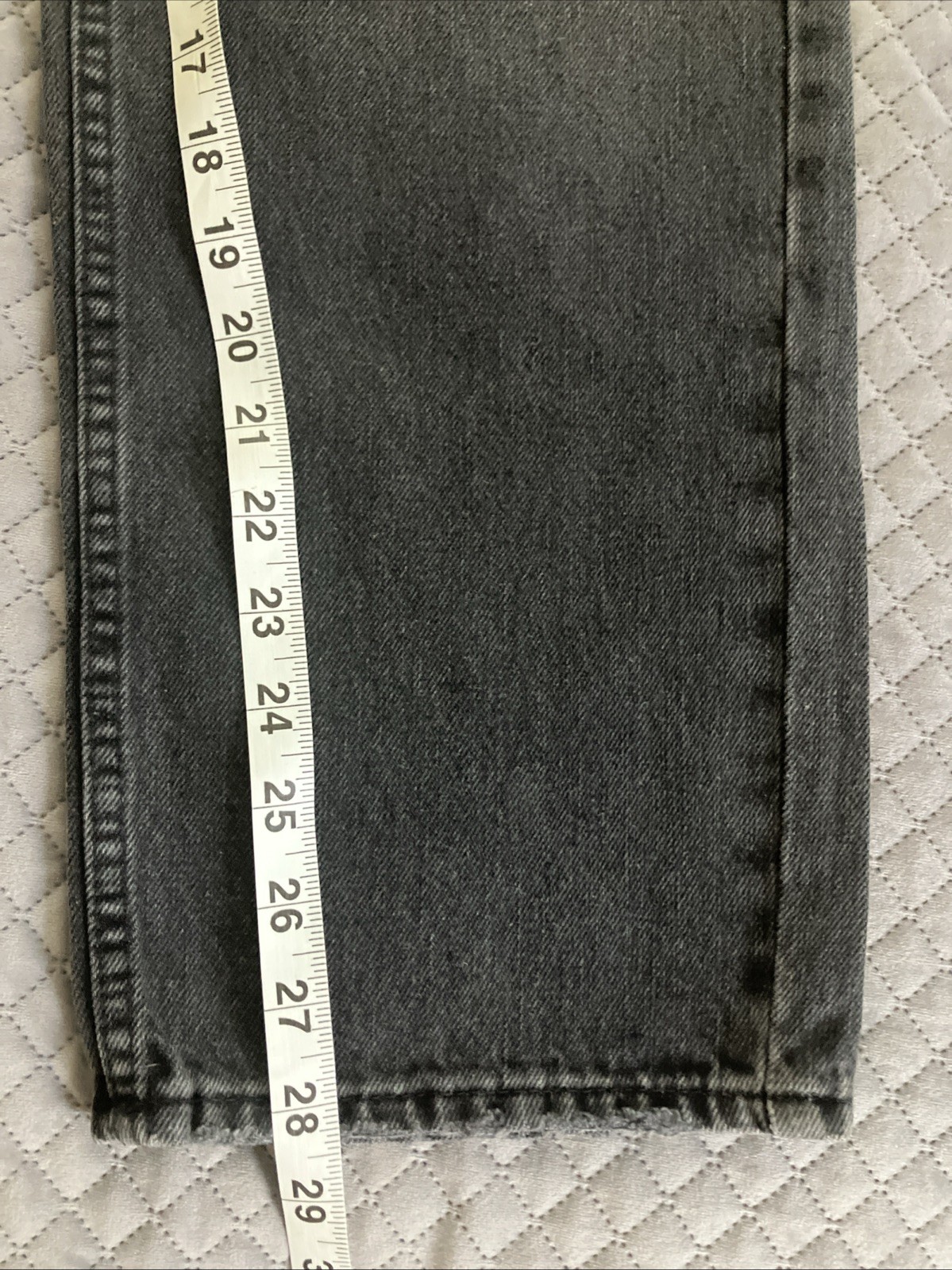 Good American Black Skinny Jeans 8/29 GNDU999BT Distressed