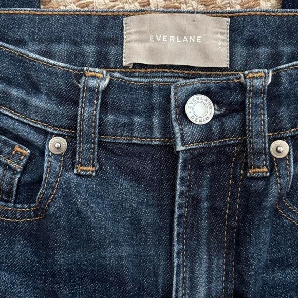 Everlane Blue Wash Straight Leg Jeans – Size 24R EUC