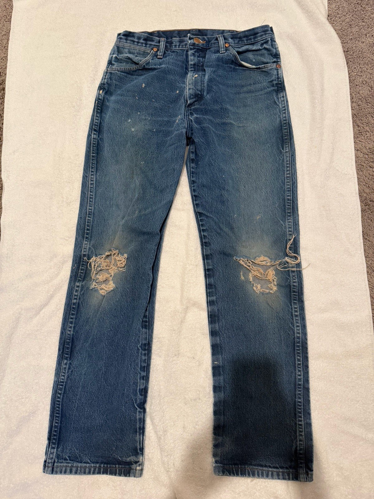 Wrangler Vintage Cowboy Cut Men’s Blue Denim Jeans Straight Regular Fit Mid Rise