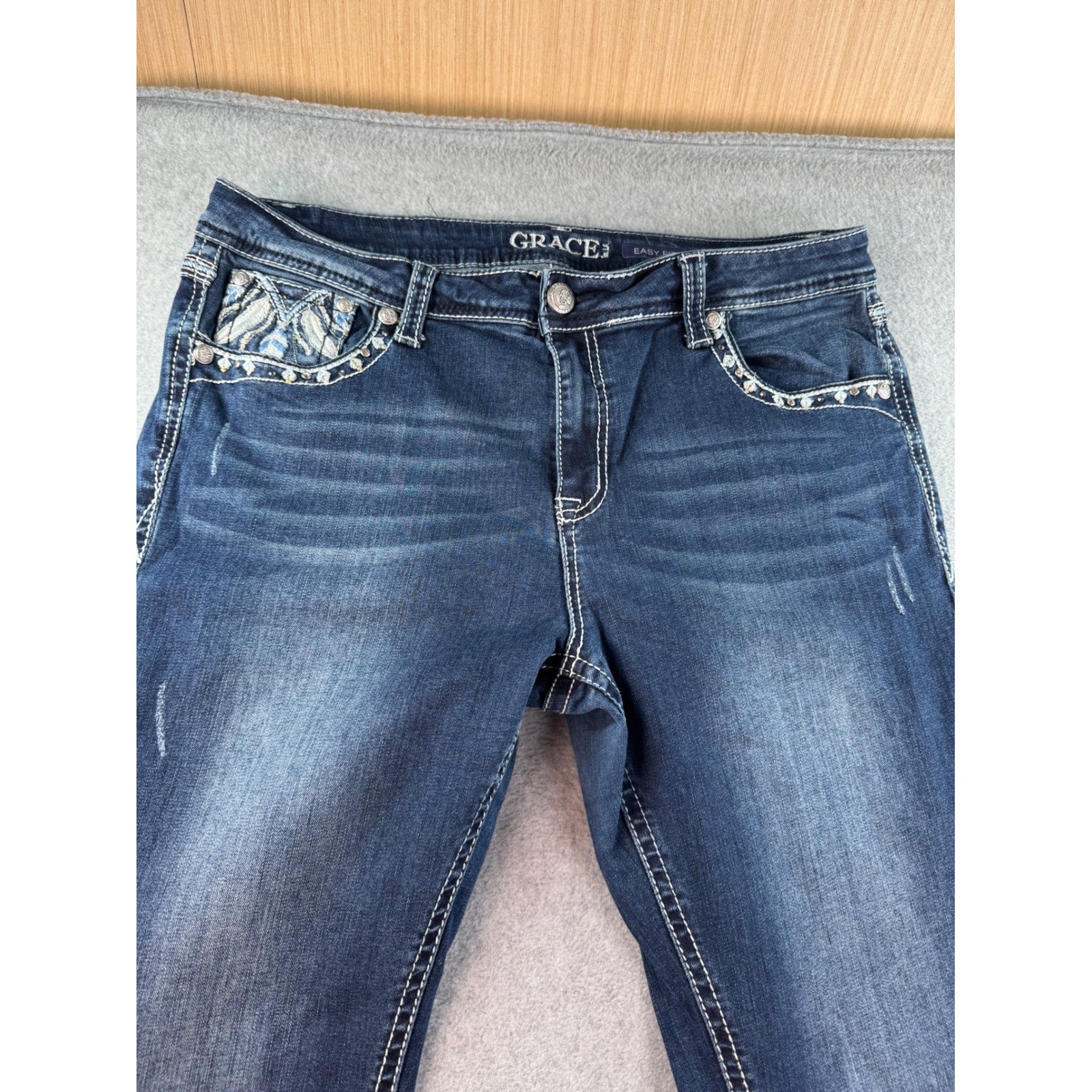 Grace in LA Easy Fit Embroidered Bootcut Jeans Dark Wash Size 34 Womens