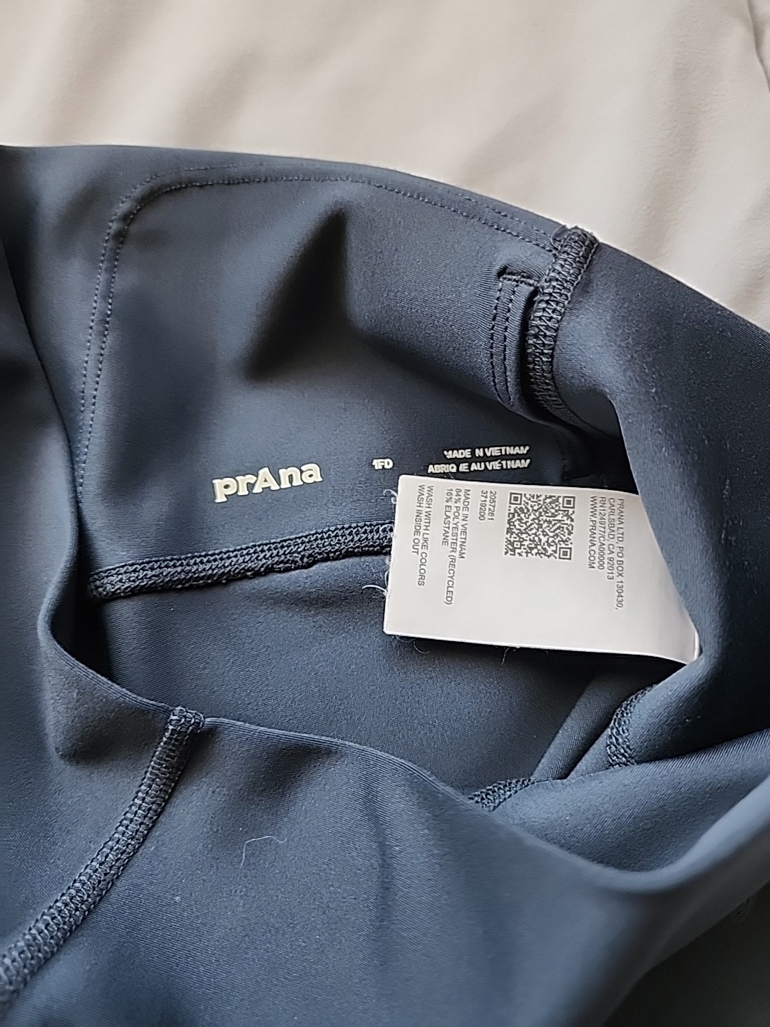 Prana Sculpt 7/8 Leggings Stormy Night Sz Medium High Compression High Rise EUC