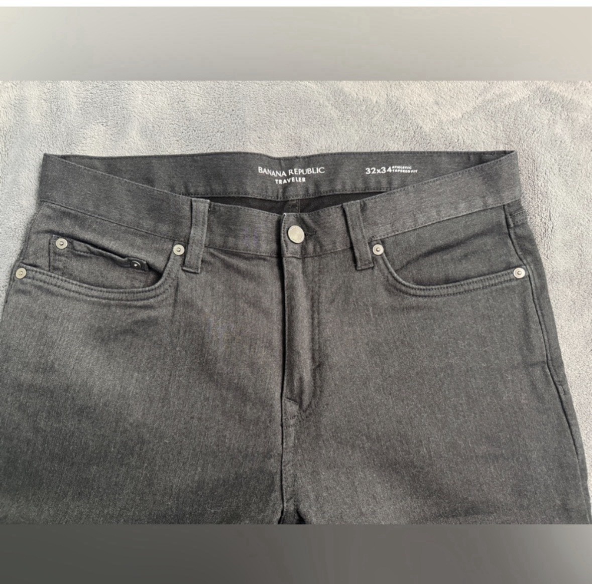 Banana Republic Men’s Athletic Stretch Traveler Pant Charcoal Gray 32×34