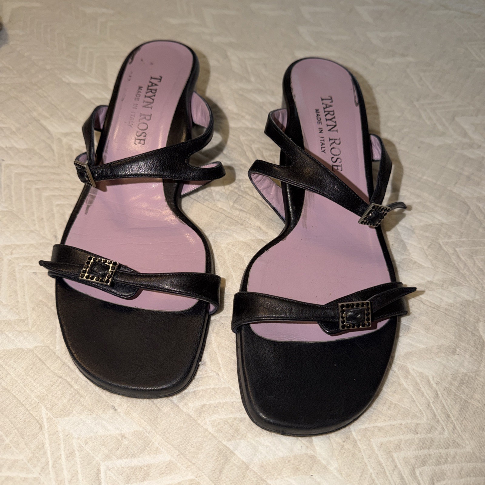 Taryn Rose Size 39M US 8.5 Black Italian Leather Heeled Sandal