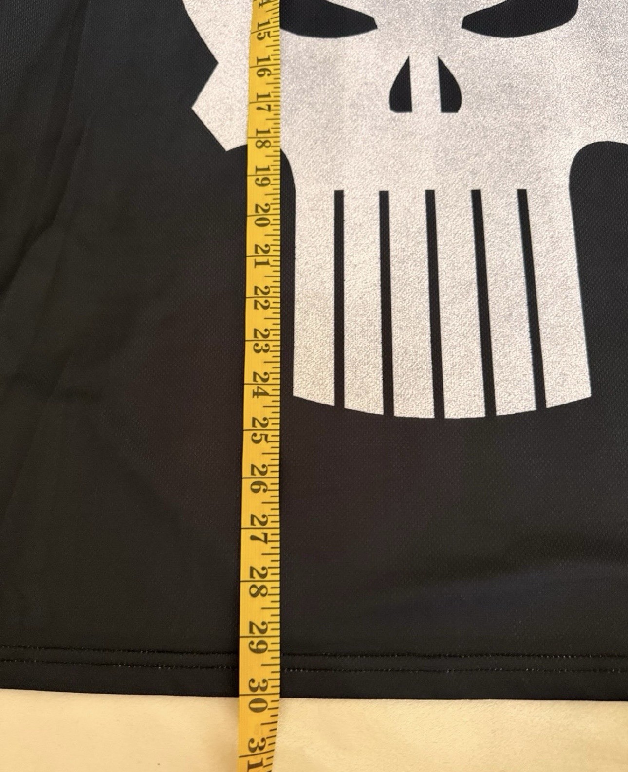 Marvel Punisher Men’s Graphic Mesh Soccer Jersey, Large, Black