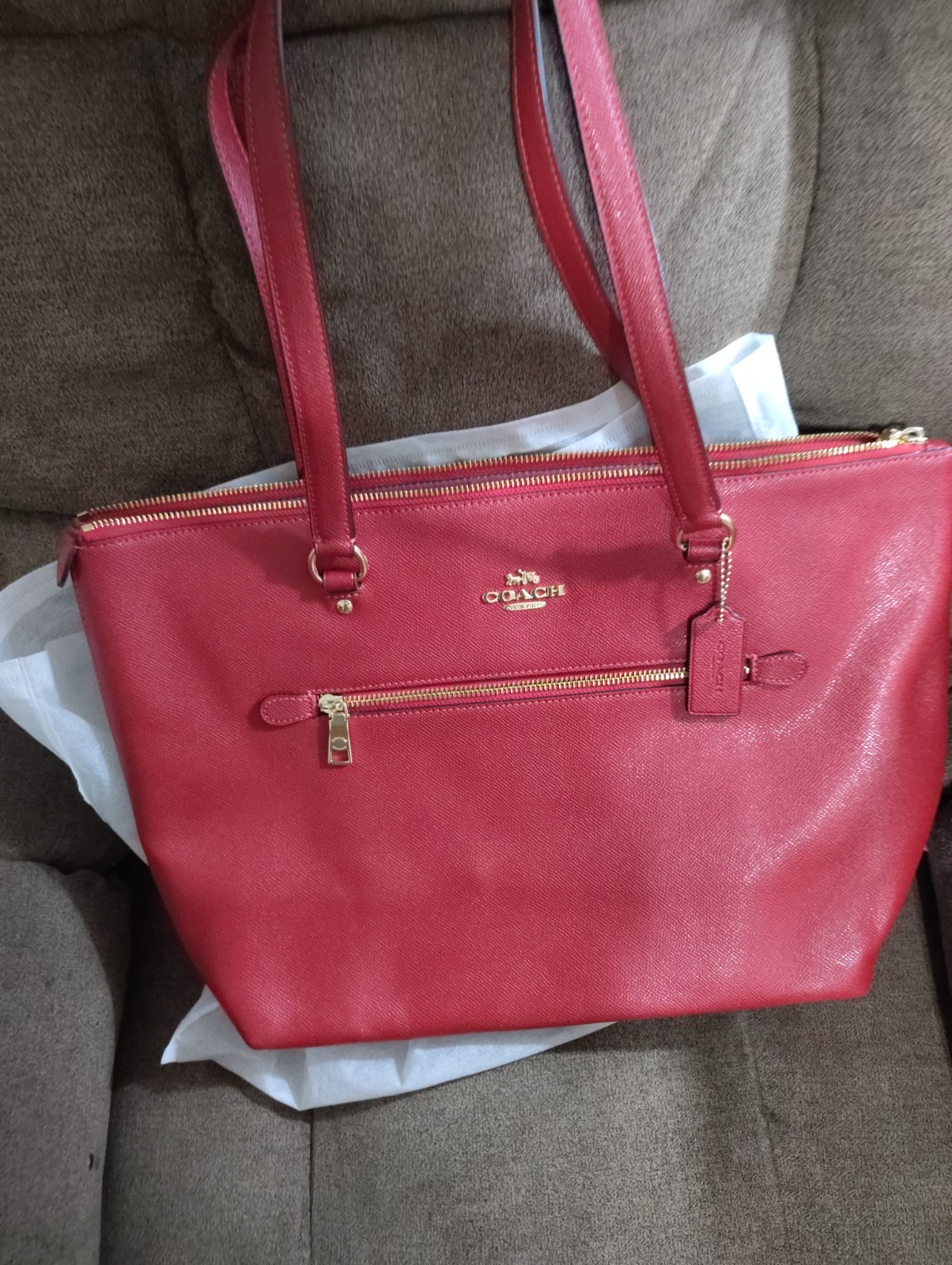 🌟🌷NWOT Coach Gallery Tote In Solid Fuchsia Pink *AUTHENTIC* BEAUTIFUL
