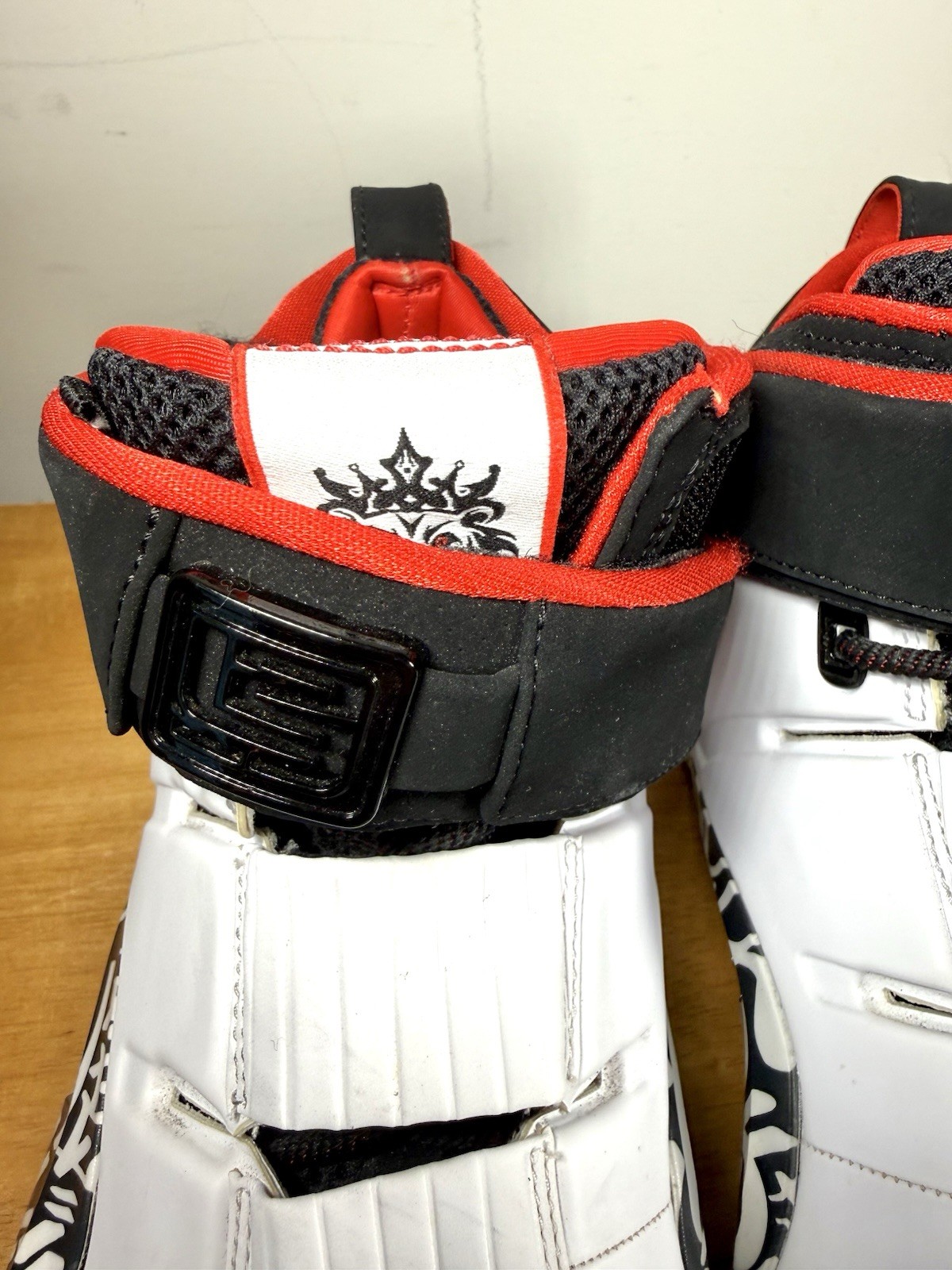 Size 13 – Nike Zoom LeBron 4 2023 Graffiti