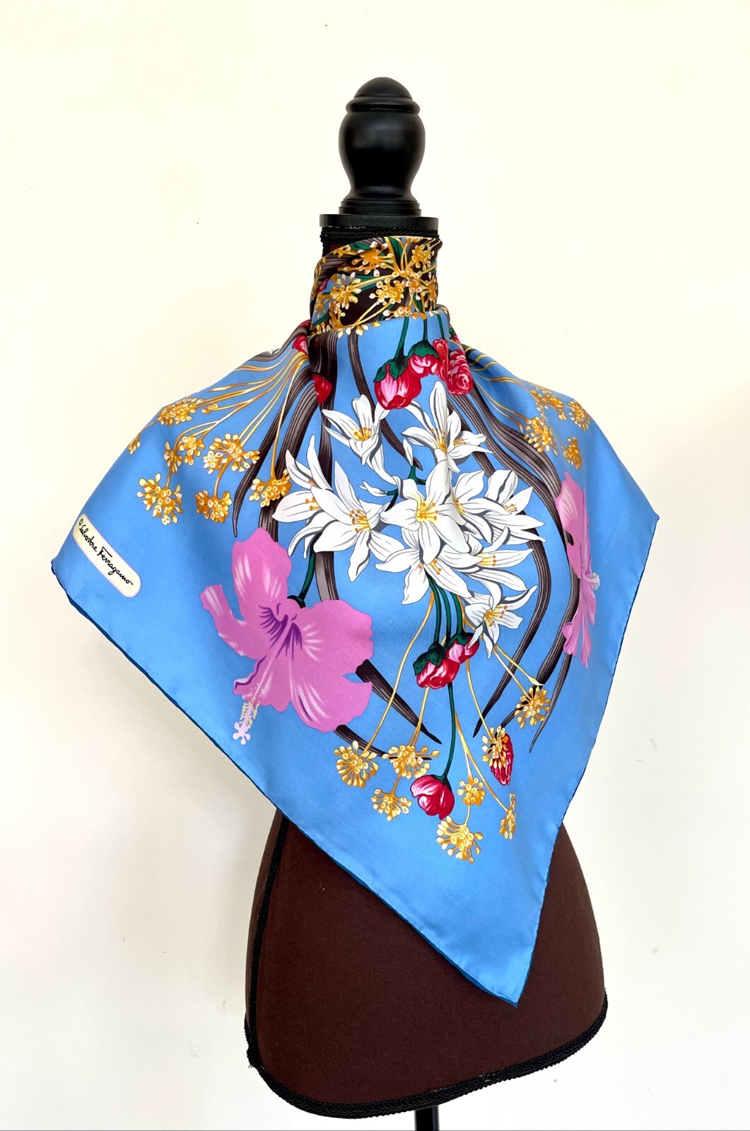 New Salvatore Ferragamo Scarf Bandana Floral Garden Blue Pink Silk Head Wrap