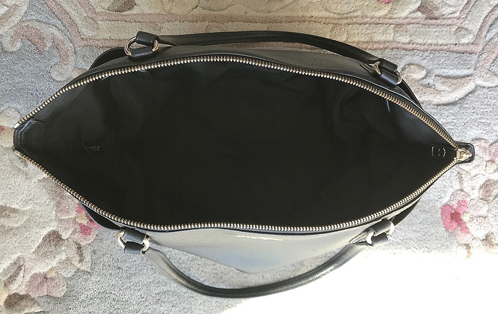 Classic Authenticated Coach New York Ava Cross Grain Leather Chained Tote Black