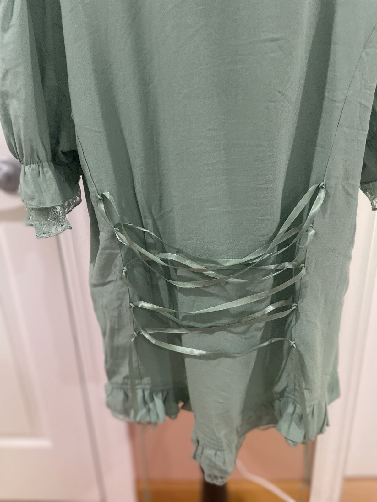 NWT Scarlet Darkness Sage Green Gothic Cowl Neck Lace Cuff Back Corset Blouse XL