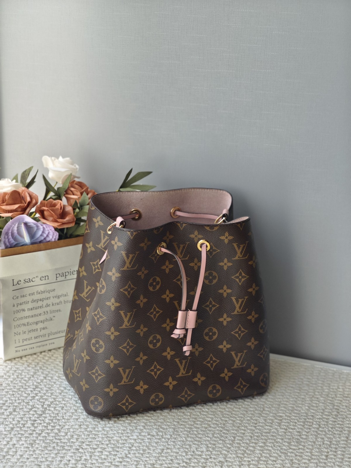 LV Louis Vuitton NeoNoe Bucket Bag Coated Canvas 26×26 2019