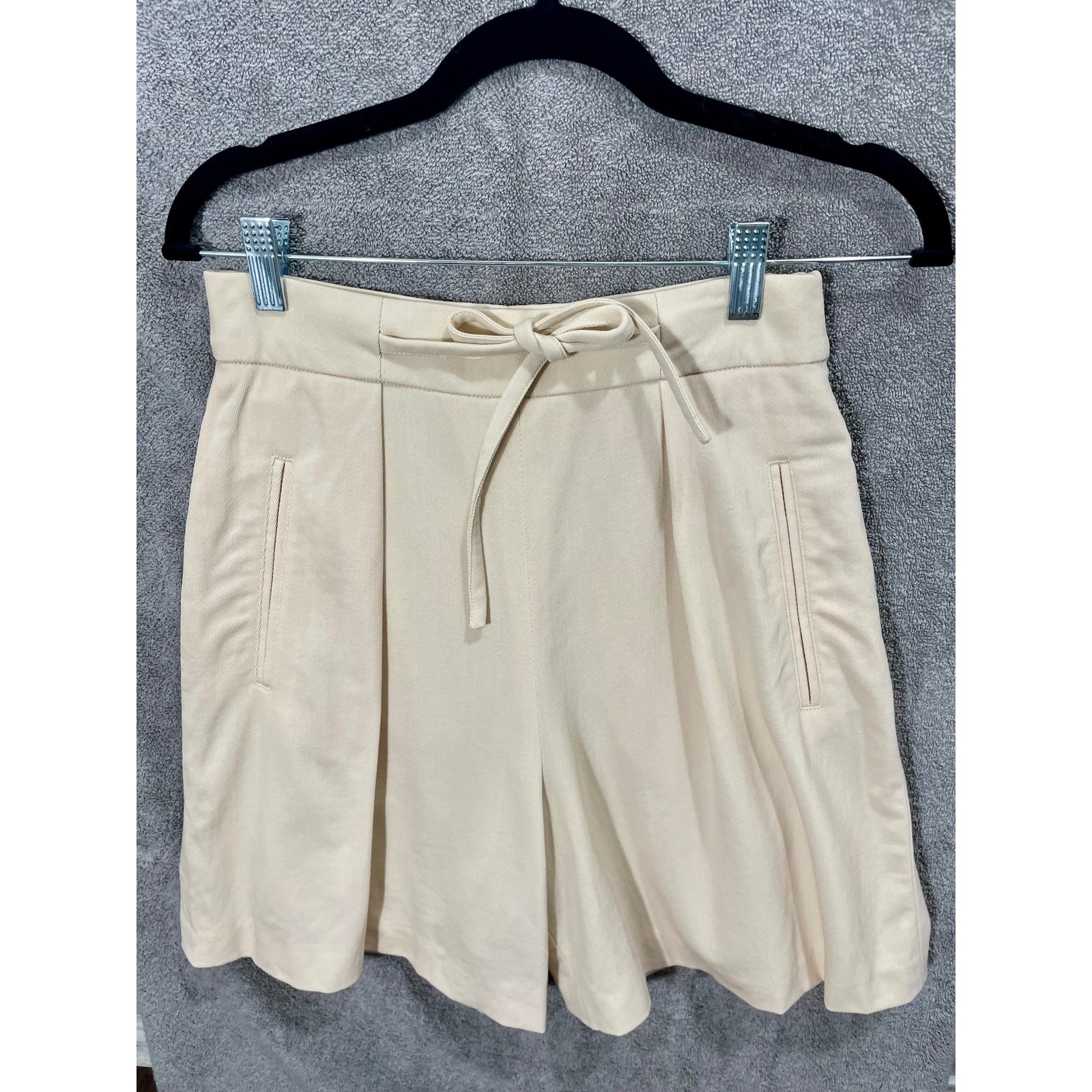 Vintage 90s Escada Margaretha Ley Ivory High-Rise Shorts EU 36/ US 4 Academia
