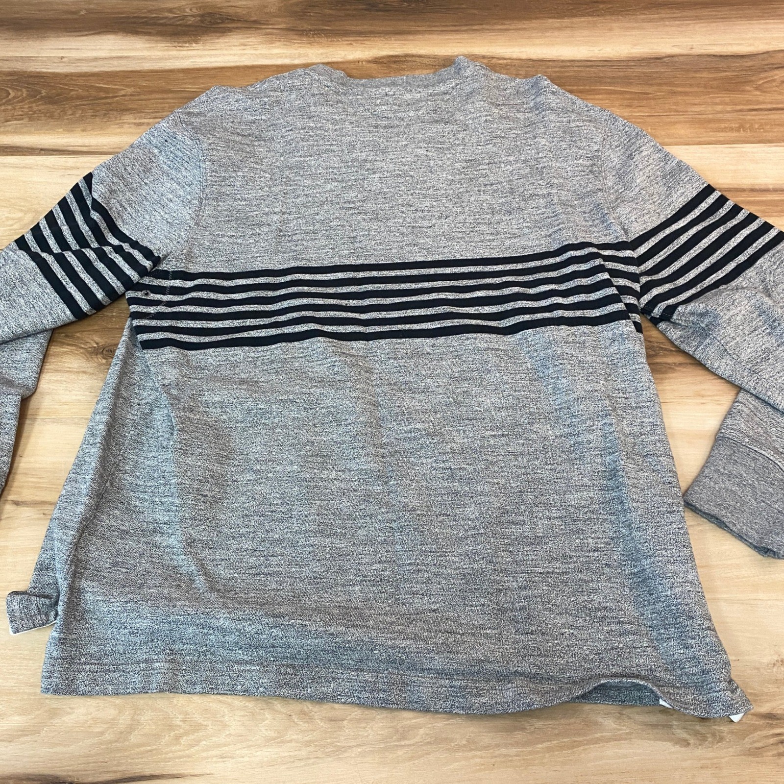 J Crew Rugby Shirt Mens Large Gray Long Sleeve Crew Neck Elbow Pads Striped