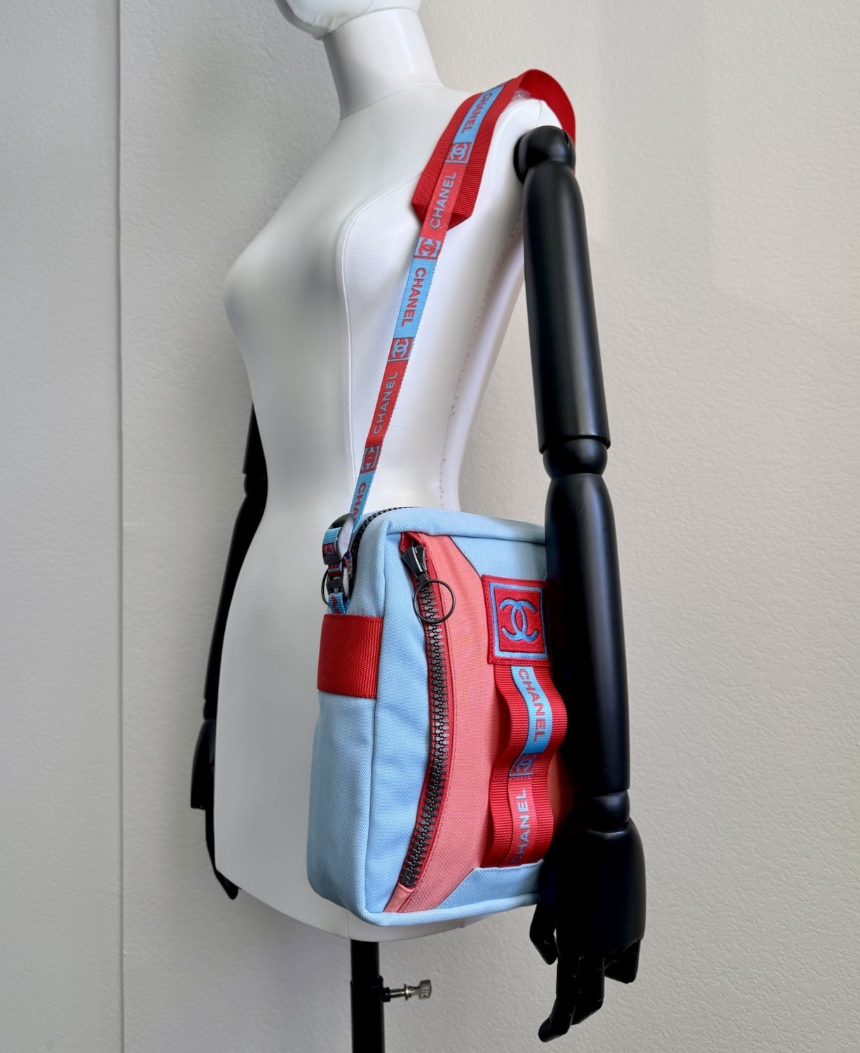 Chanel Sport Line Red Blue Medium Crossbody Vintage Unisex Canvas Nylon CC Logo
