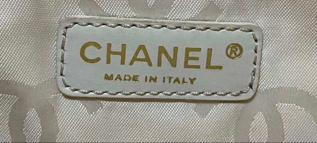 CHANEL Wild Stitch White Leather Gold CC Logo Zip Handbag W11.8in H7.9in D4.7in