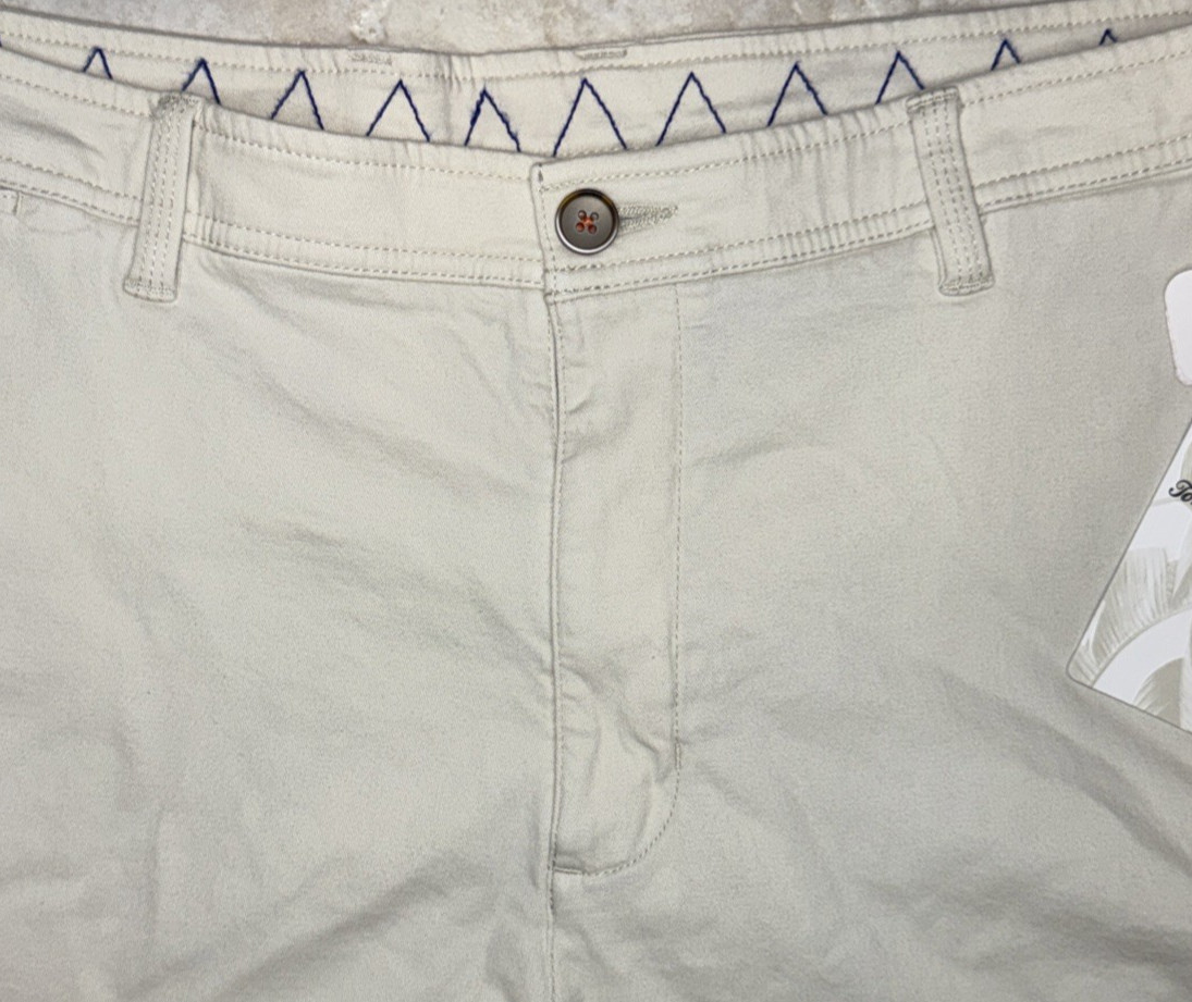 Tommy Bahama Cabo Coast Cargo Shorts Stretch Men 40 Chino 9″ Bleached Sand NWT