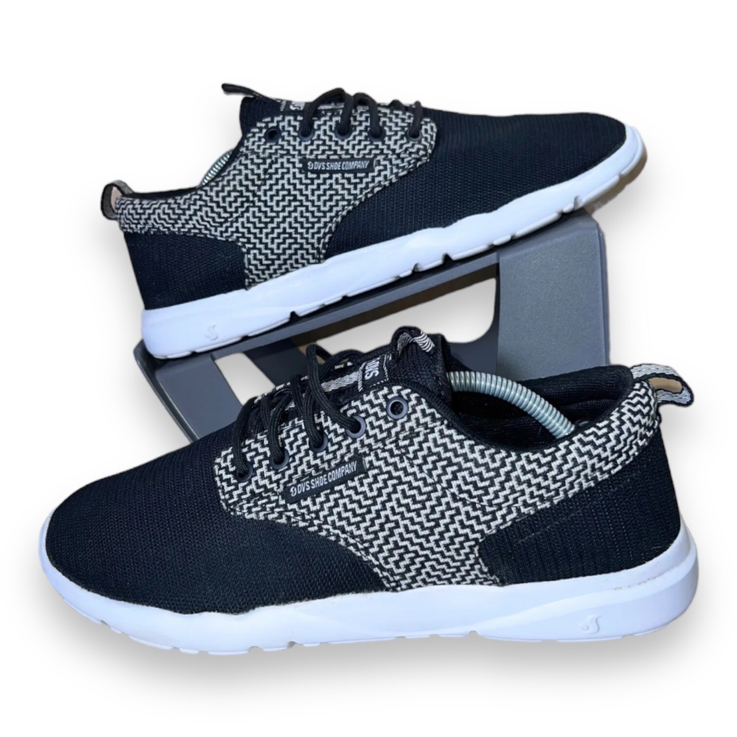 DVS Shoe Company Premier 2.0 Black/ White Women’s 9.5
