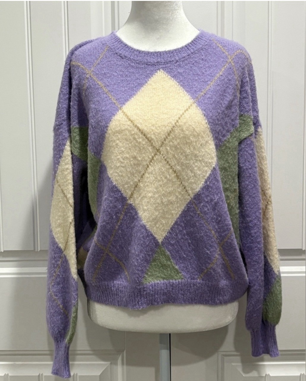 francesca’s Argyle Knit Crew Neck Pullover Sweater Purple Green White M ST20836