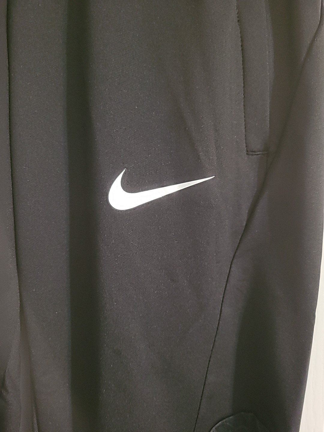 Nike Dri-FIT Strike Men’s Small Slim-Fit Black Training Soccer Pants DV9269-010
