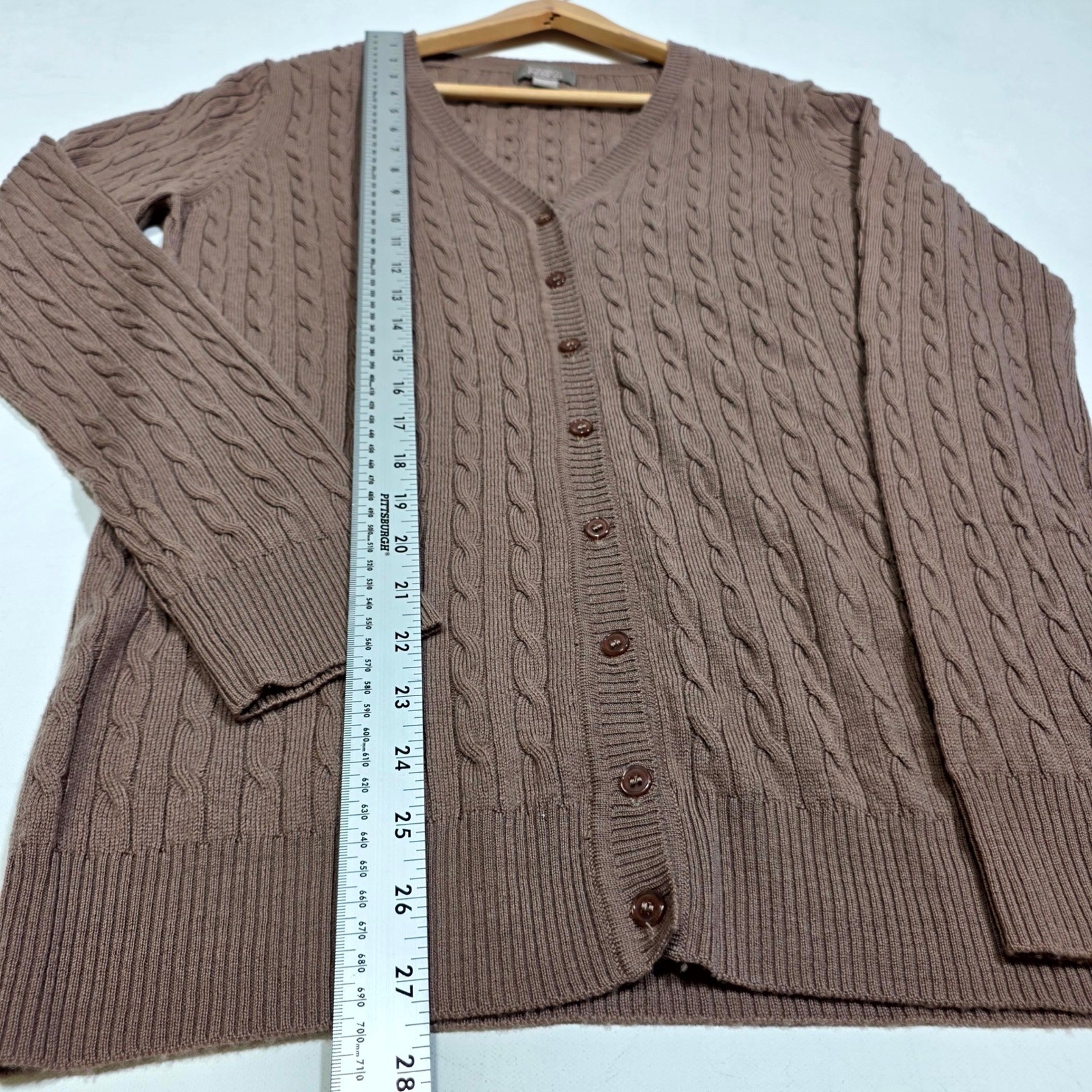 Love21 Cardigan Womens Medium Brown 100% Merino Wool Cable Knit V-Neck Sweater