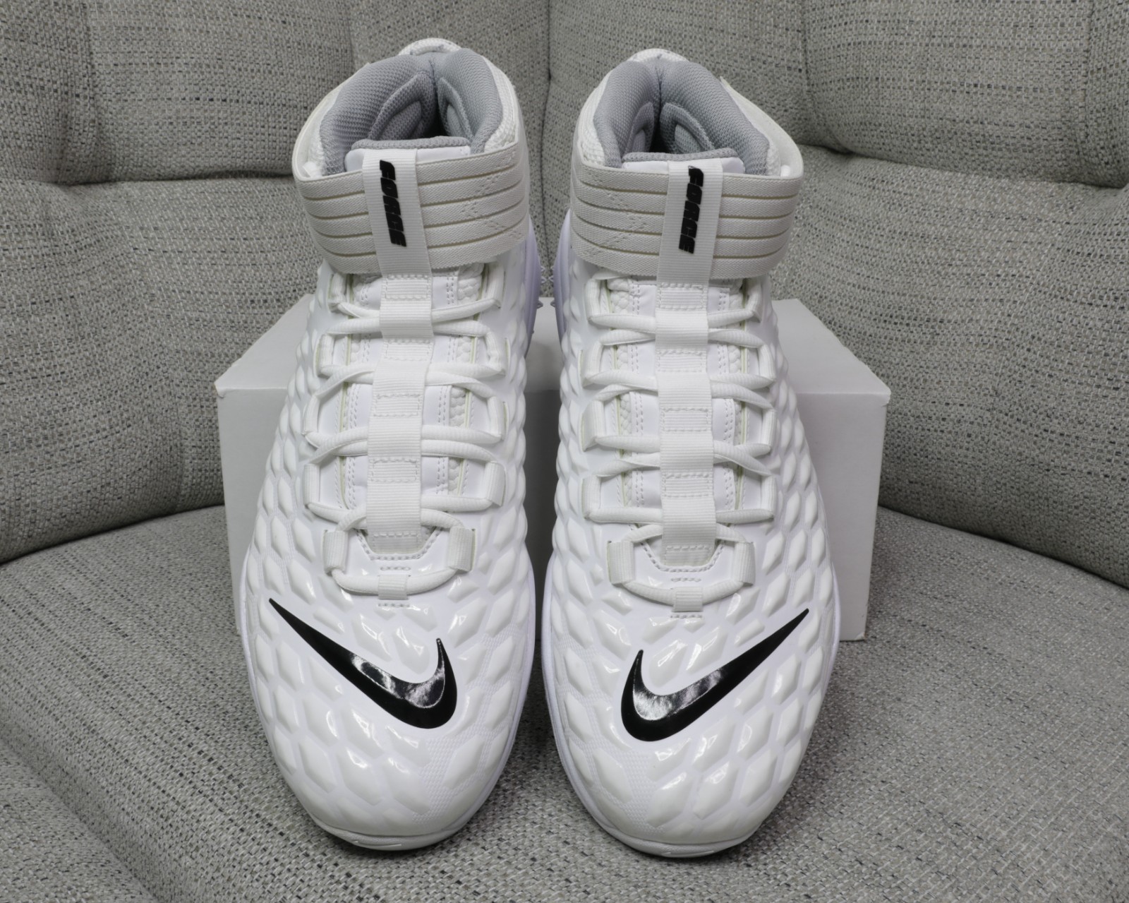 Nike Force Savage Pro 2 Shark White Football Cleats Mens Size 12-13 (BV5448-101)