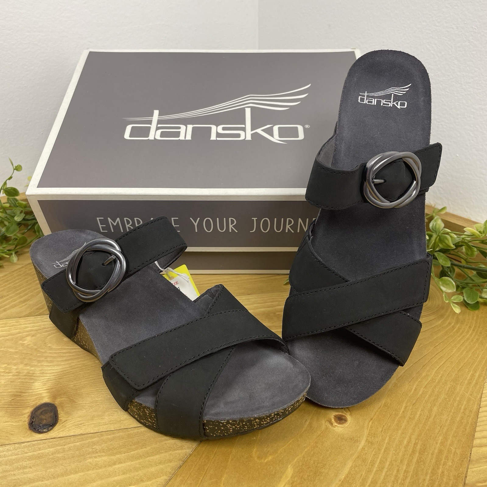 Dansko Susie Black Nubuck Wedge Sandals Women’s Size 39 M US 8.5-9 New In Box⁠
