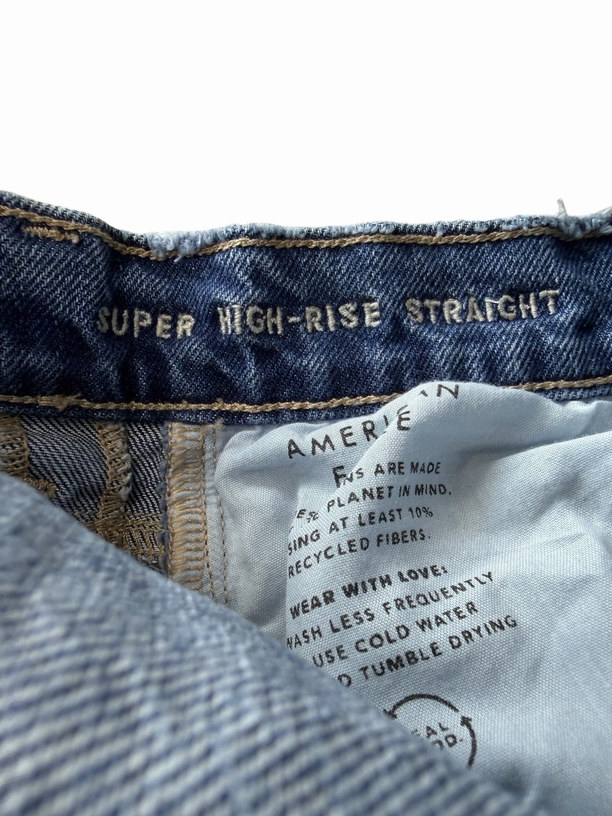 American Eagle Super High Rise Straight Jeans Women’s 31×32 Medium Wash