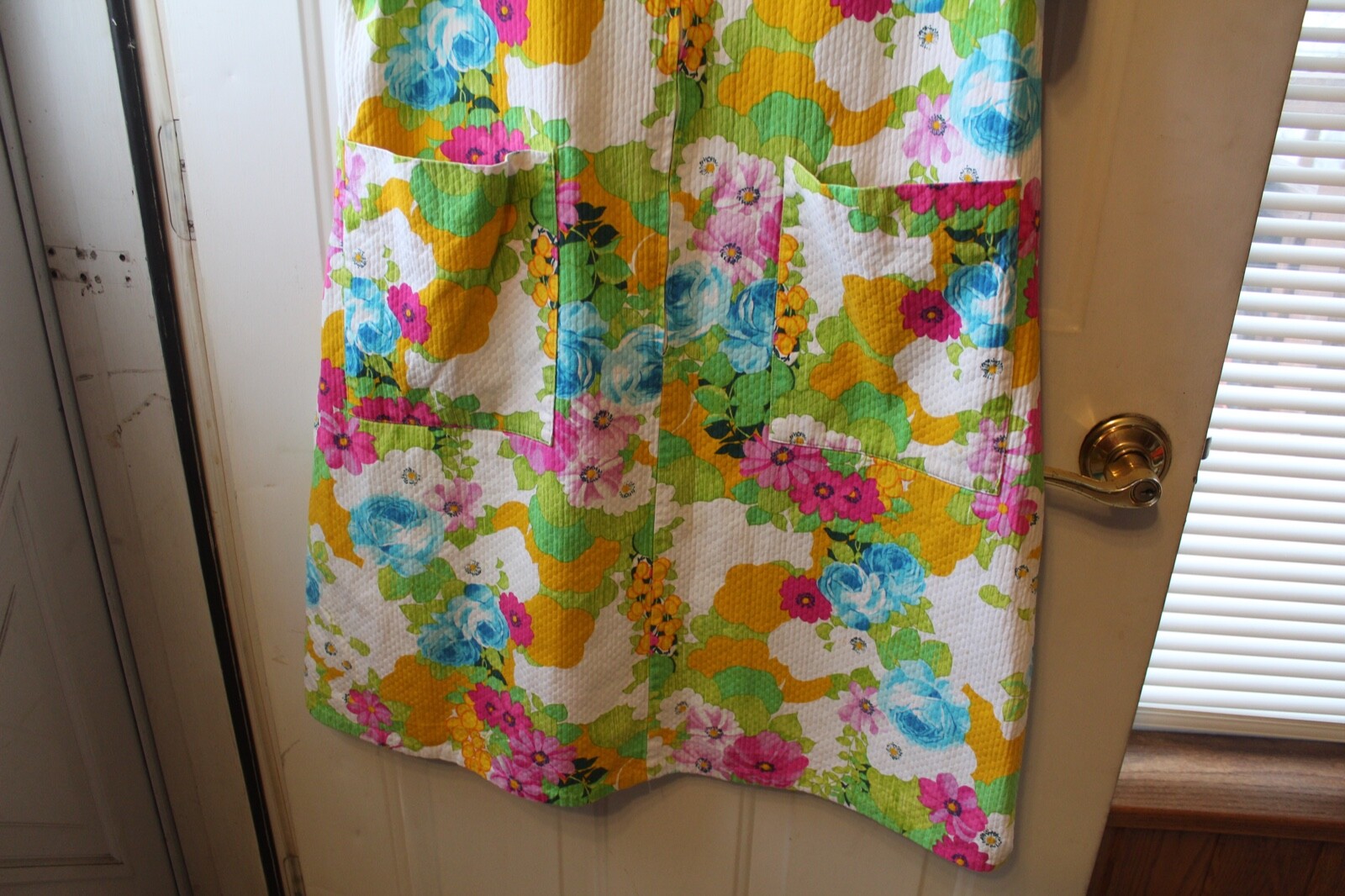M/L VTG 60’S SHAKER SQUARE BY BILL SIMS MOD FLORAL FLOWER POWER HOUSE DRESS ROBE