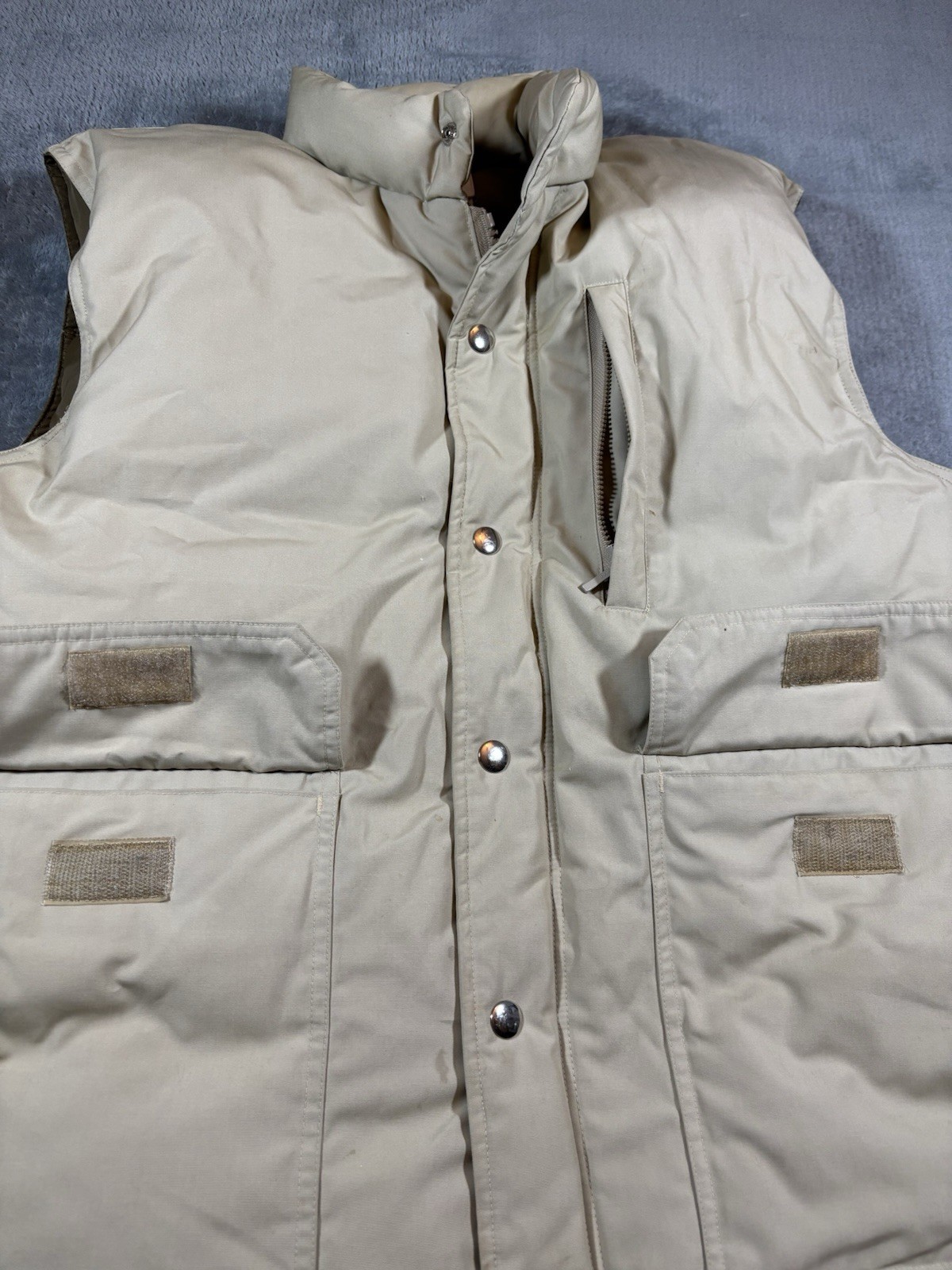 VINTAGE Orvis Vest Men Medium Beige Goose Down Puffer Coat Insulated Hiking 80s