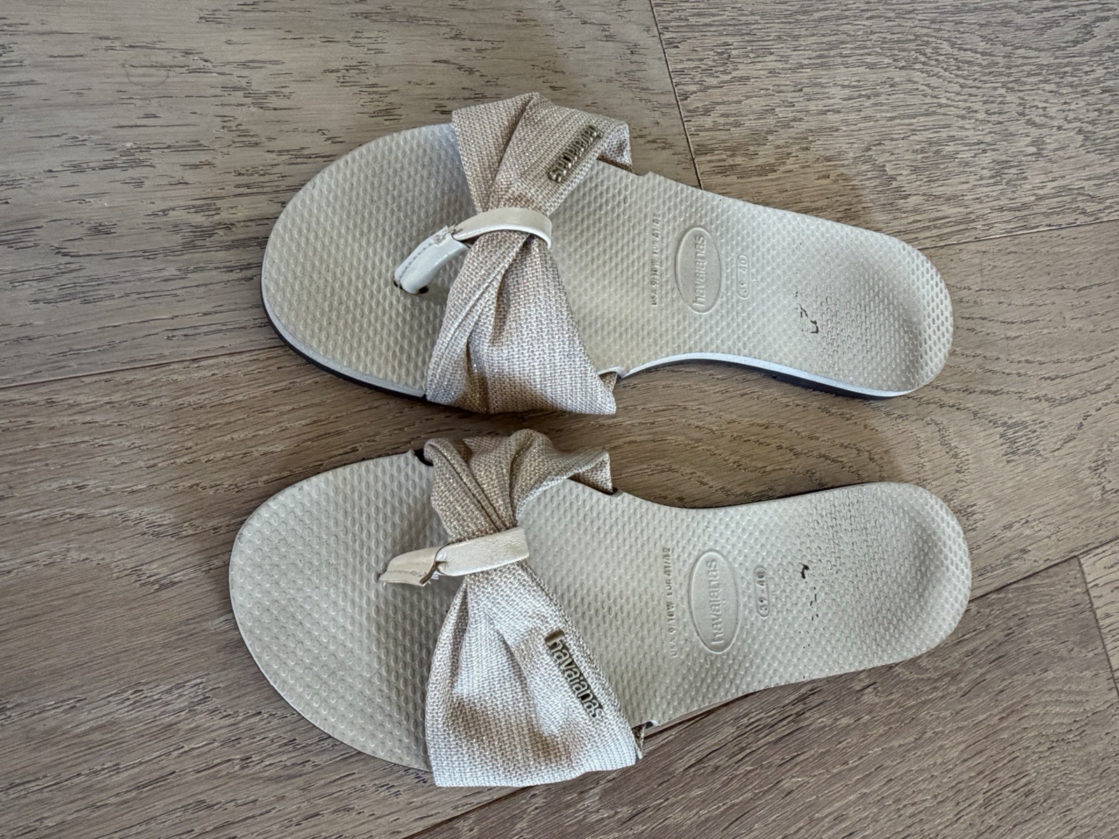 Havaianas You St. Tropez Shine Flip Flops Size 39-40