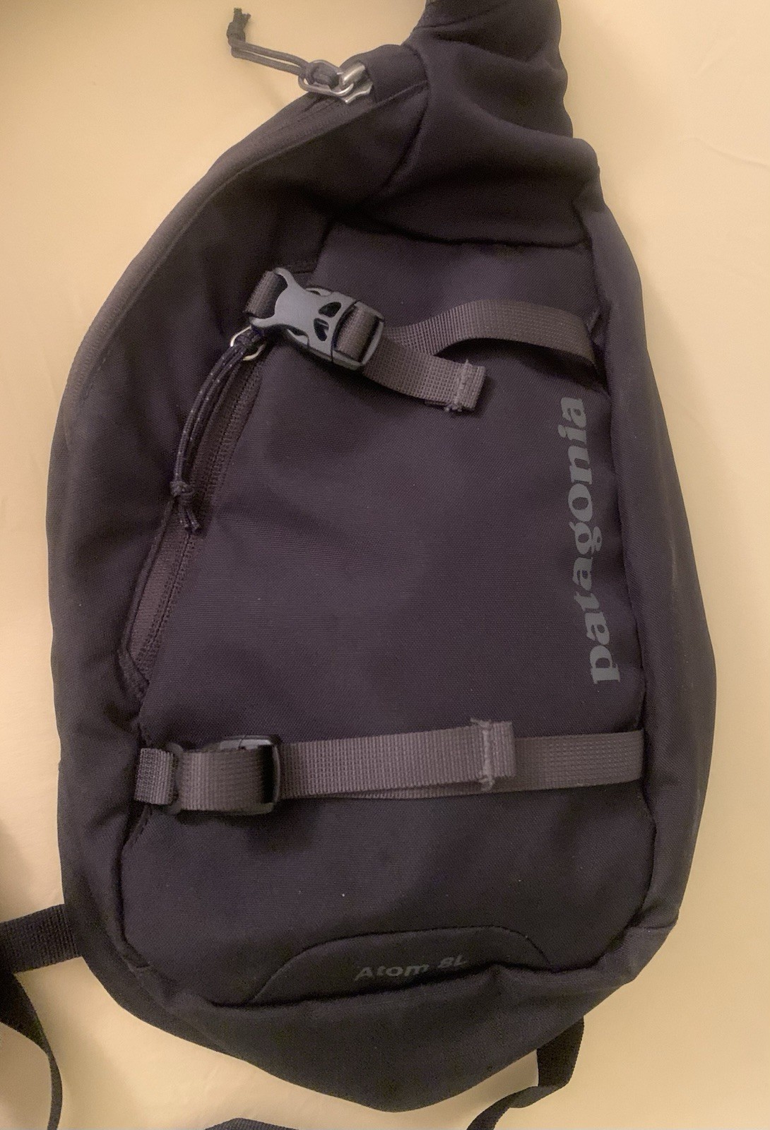 Patagonia Atom Sling Crossbody Bag 8L Black