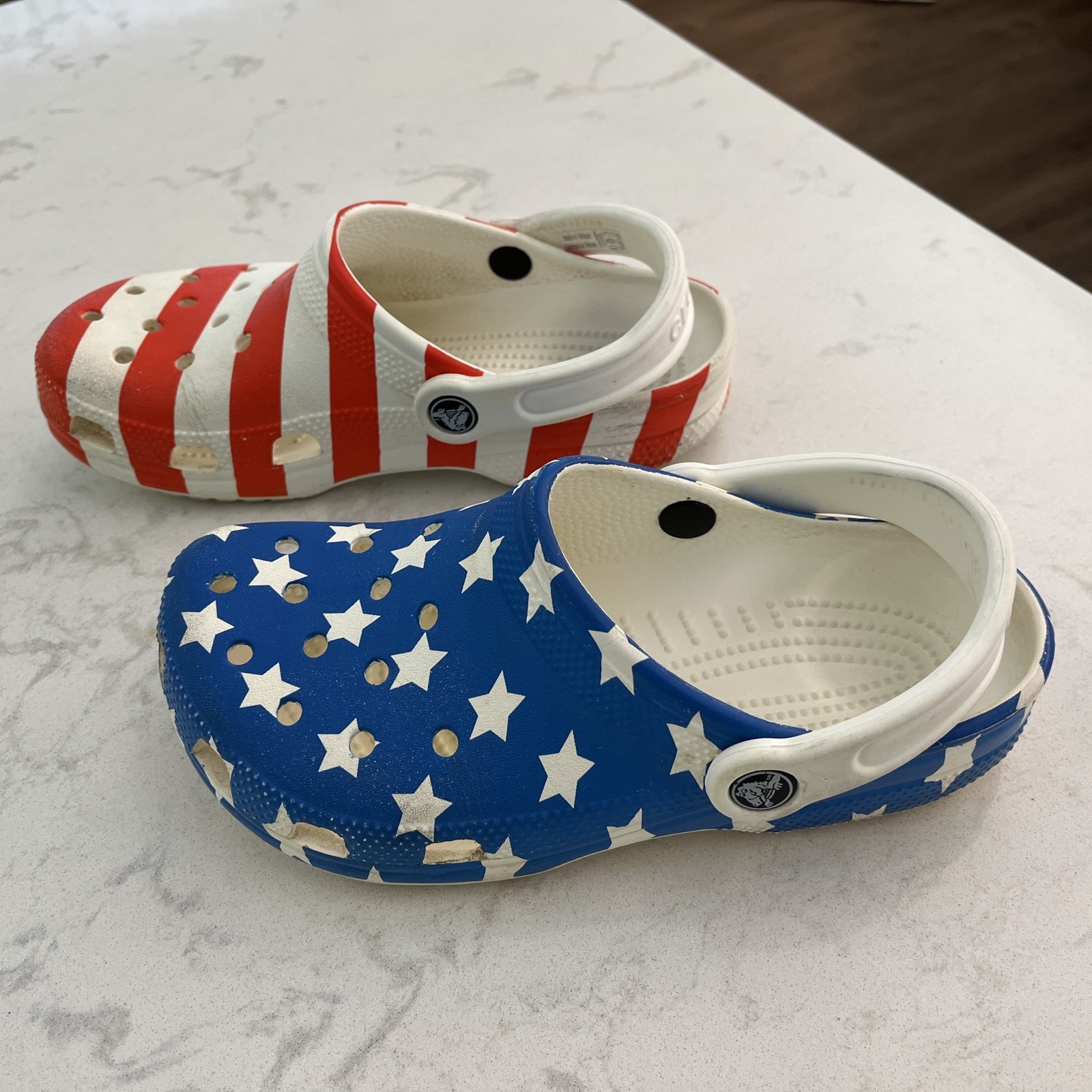 CROCS Unisex Patriotic Stars & Stripes Shoes Rubber Size W6 M4