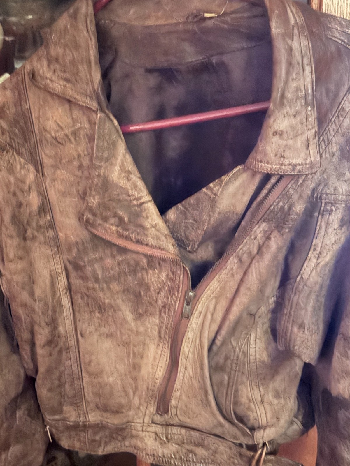 Vintage brown leather jacket gently used medium, good condition