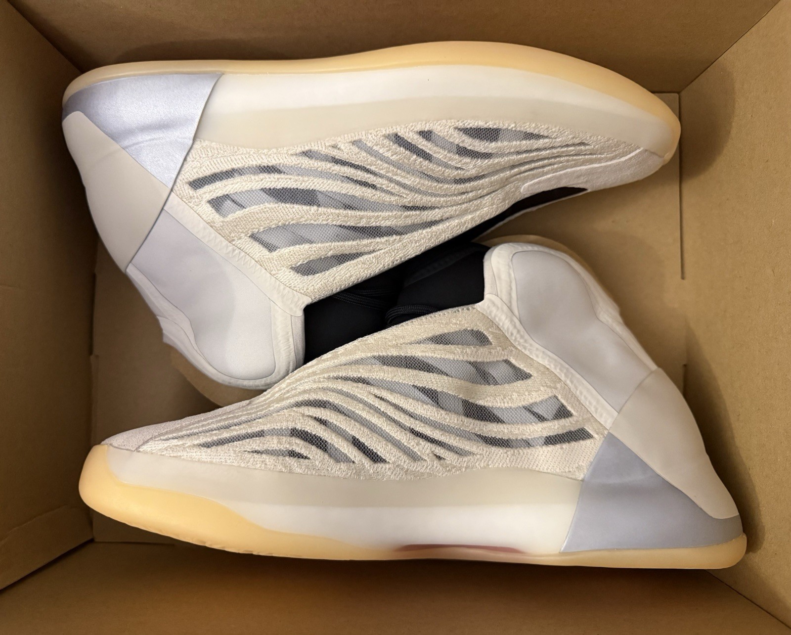 NEW – Adidas Yeezy Quantum (Yzy Qntm) Mist Slate – HQ2085 Size 11