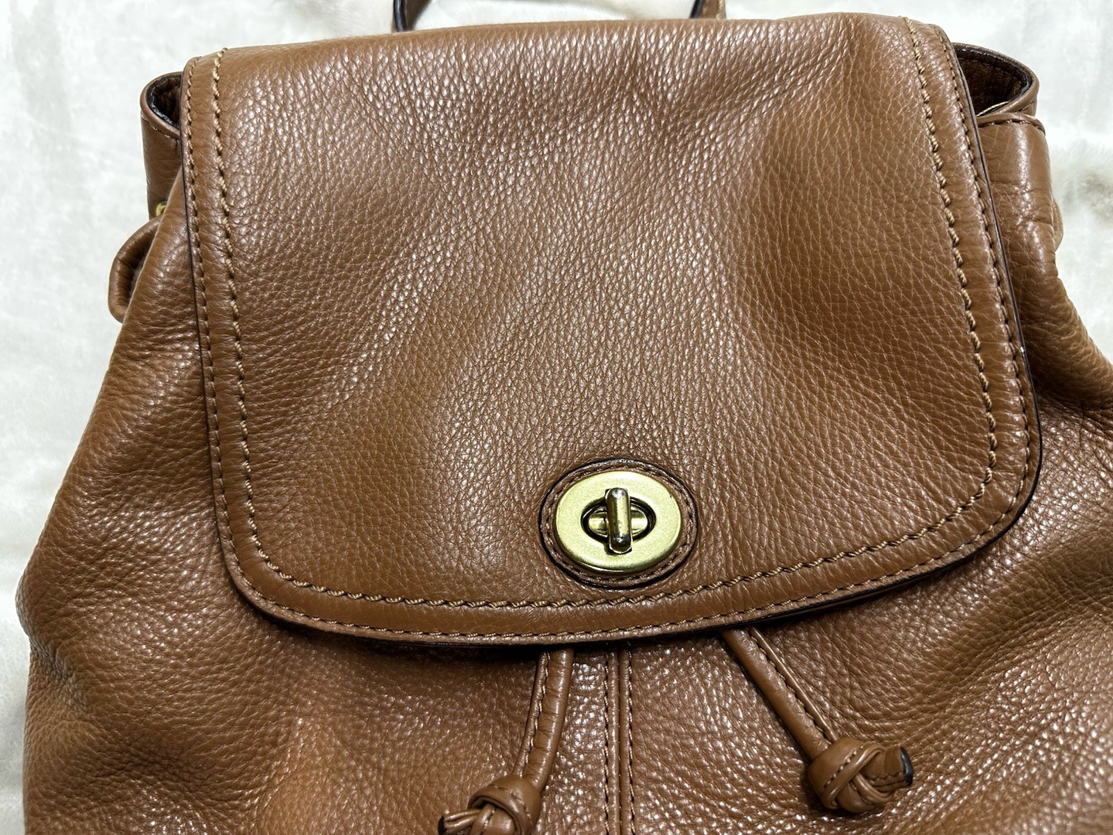 Vtg Coach Brown Pebbled Leather Medium Drawstring Backpack Shoulder Bag F24385