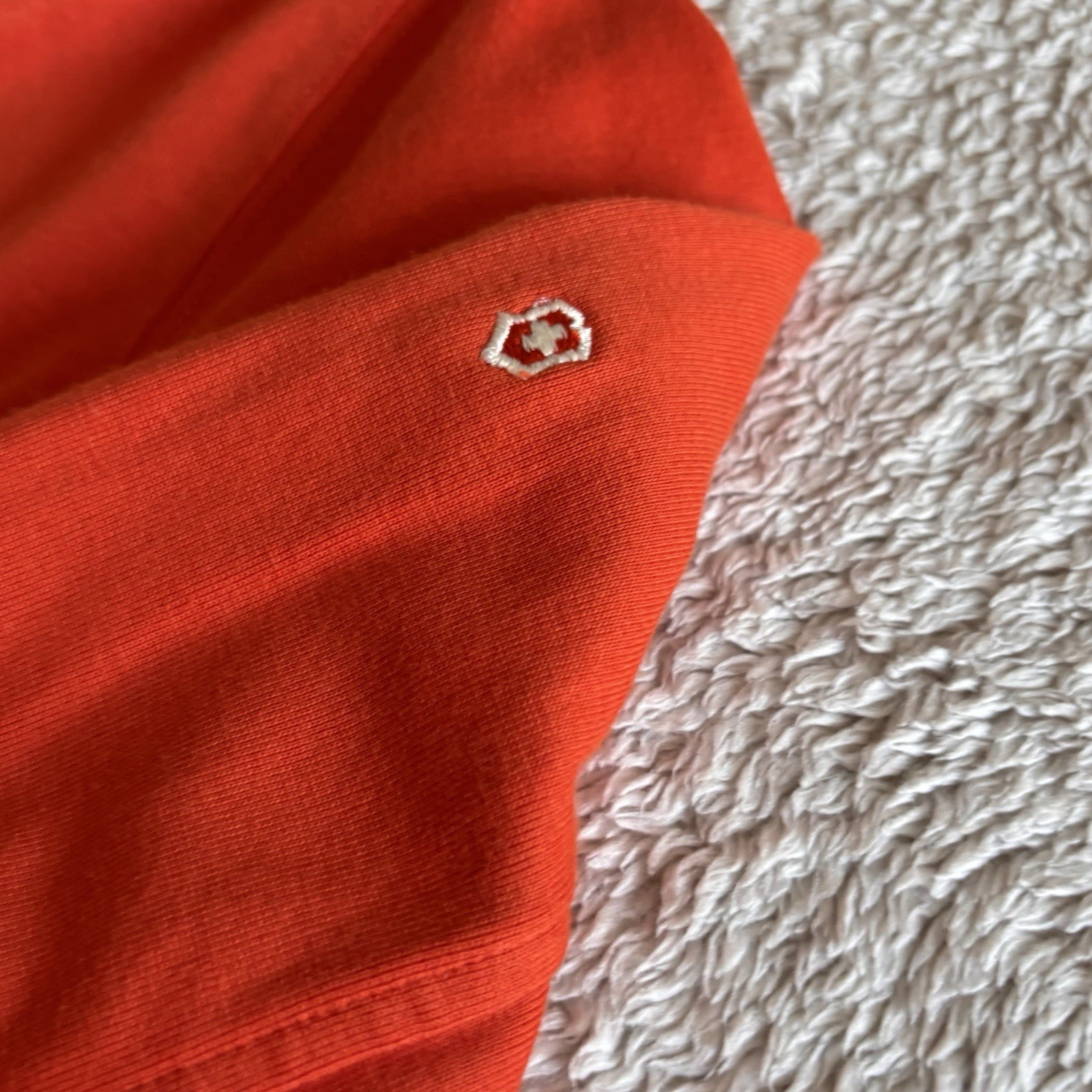 Victorinox Men Large Swiss Army Red Sweater 1/4 Zip Elbow Patch Cotton Blend NWT