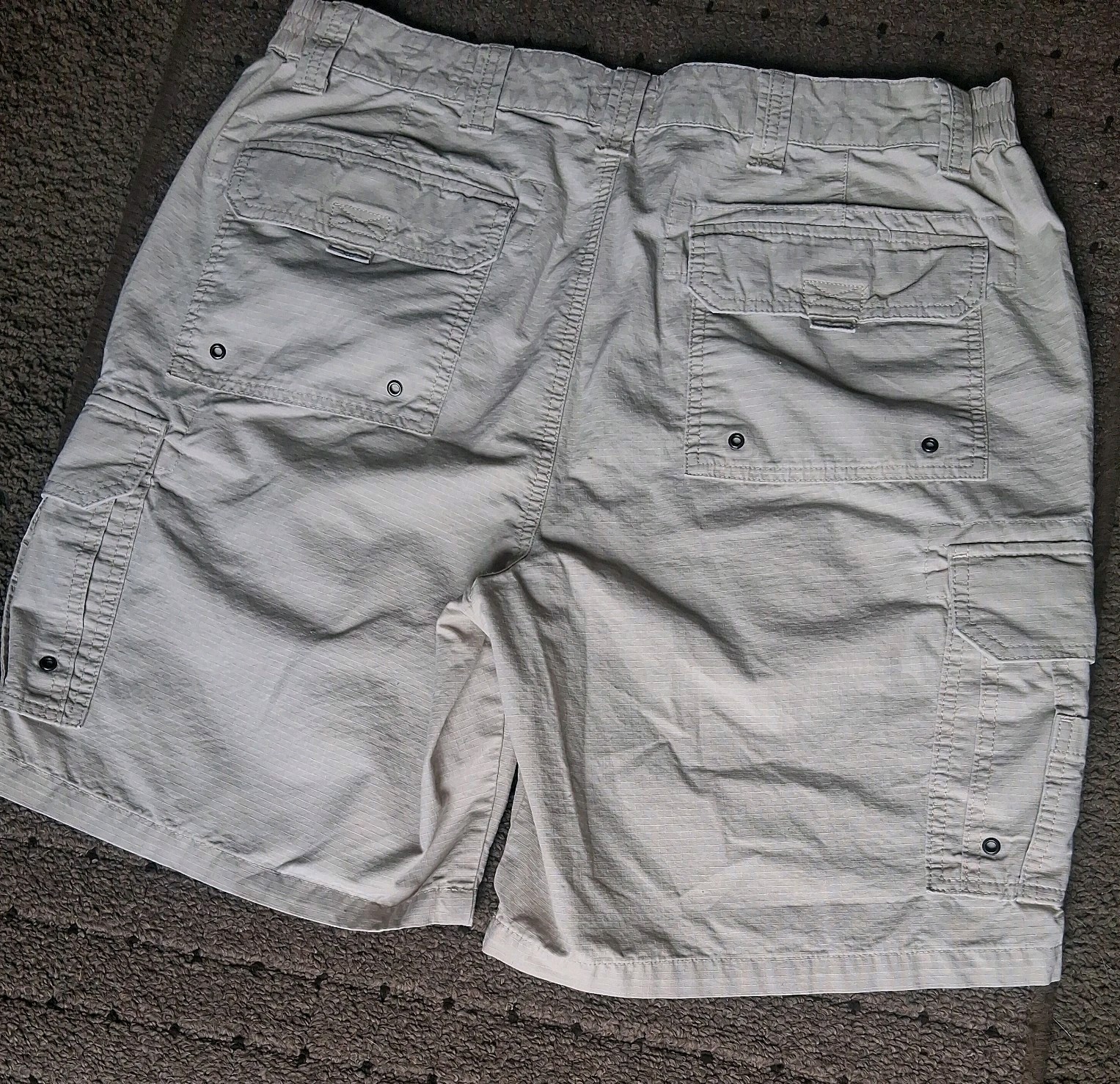 Red Head Brand Co. Men’s Cargo Shorts Size 38 khaki eight pockets casual pants