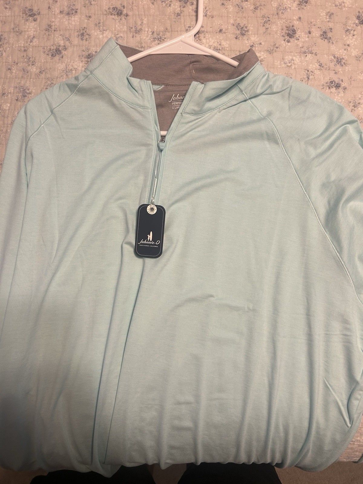 Johnnie-O Men’s Baby Blue Pullover Quarter Zip Size XL Long Sleeve Performance