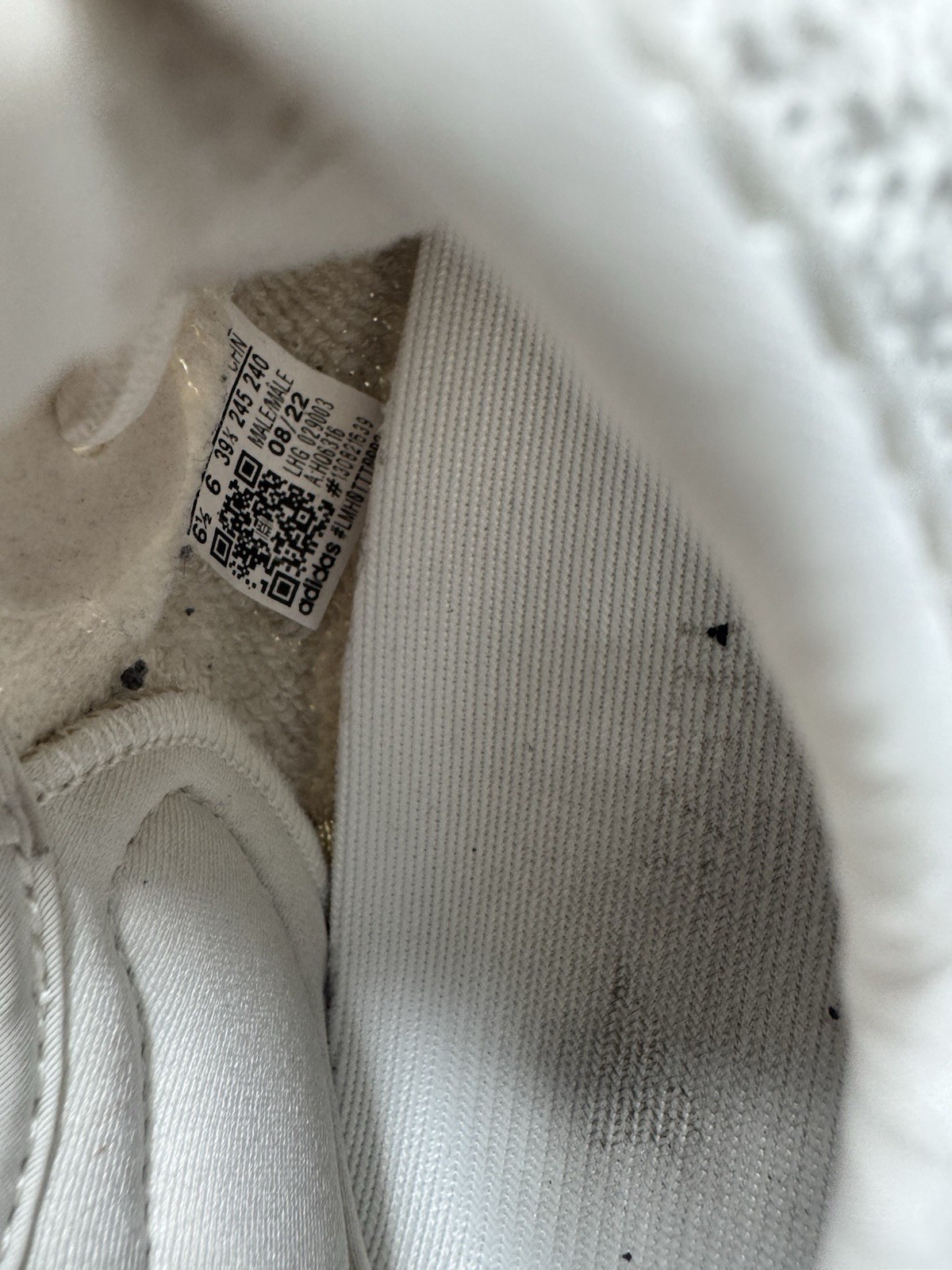 Adidas Men’s Yeezy Boost 350 V2 Size 6.5 Bone White Rare